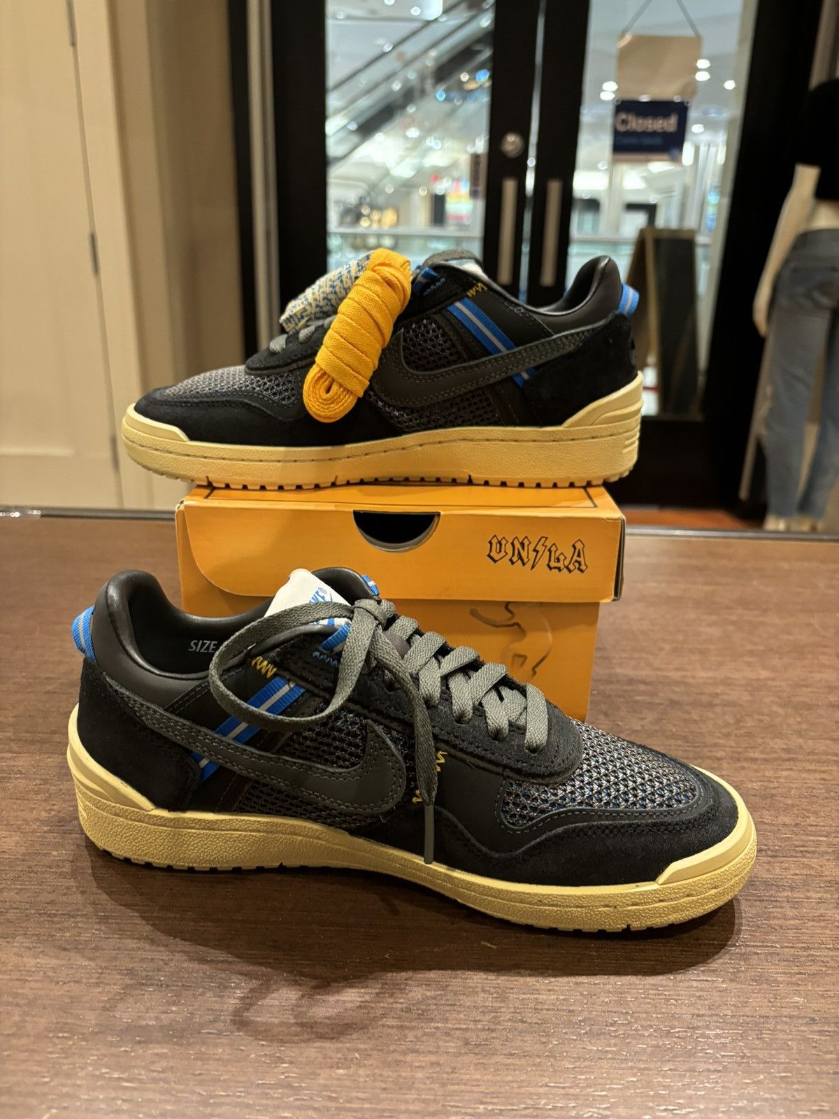 Nike Nike Field General UNLA Size US 6 / EU 39 - 2 Thumbnail