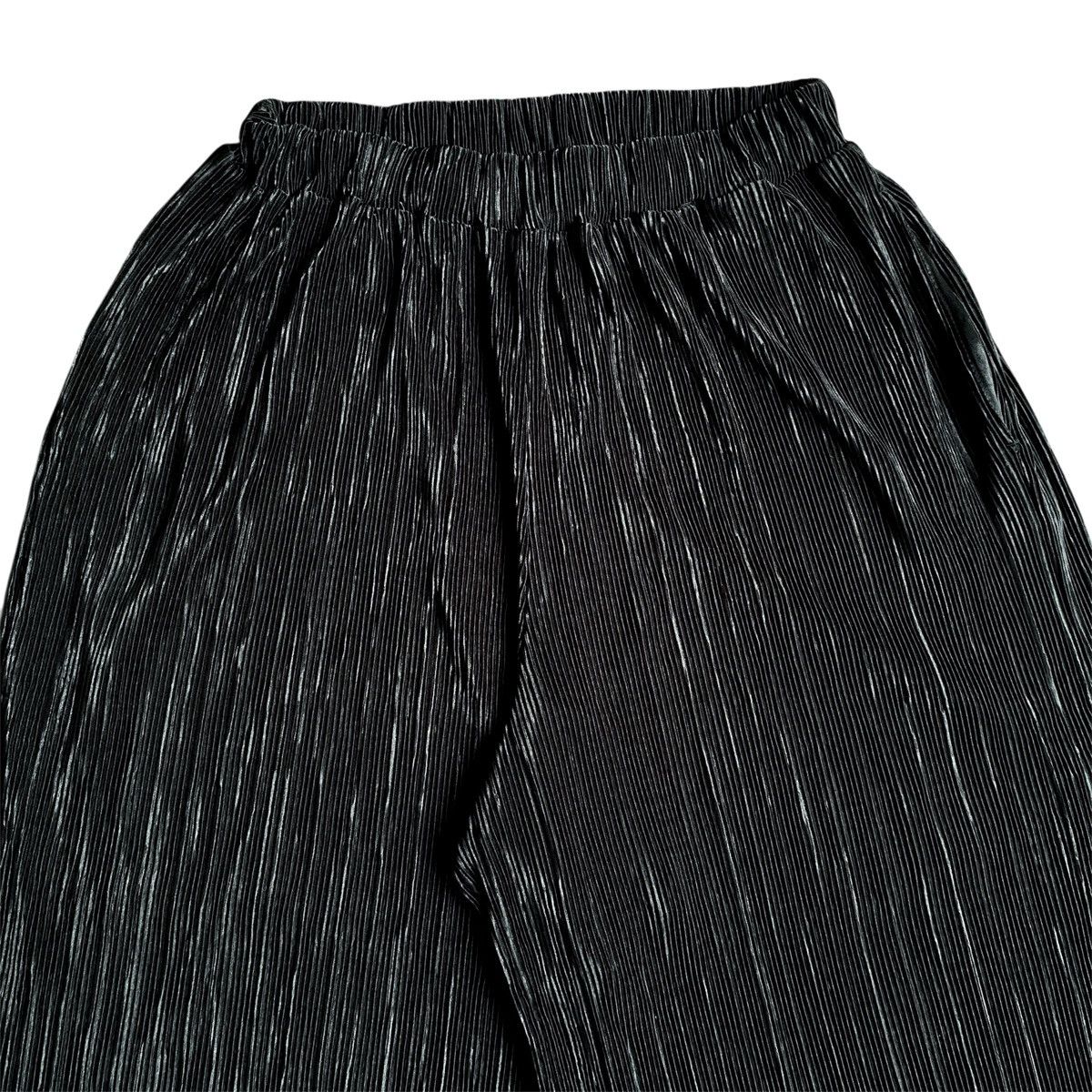 Issey Miyake × Japanese Brand × Vintage Rare Japanese Brand Issey Style Iorysafarm Pleats Wide Pants Size US 32 / EU 48 - 3 Thumbnail