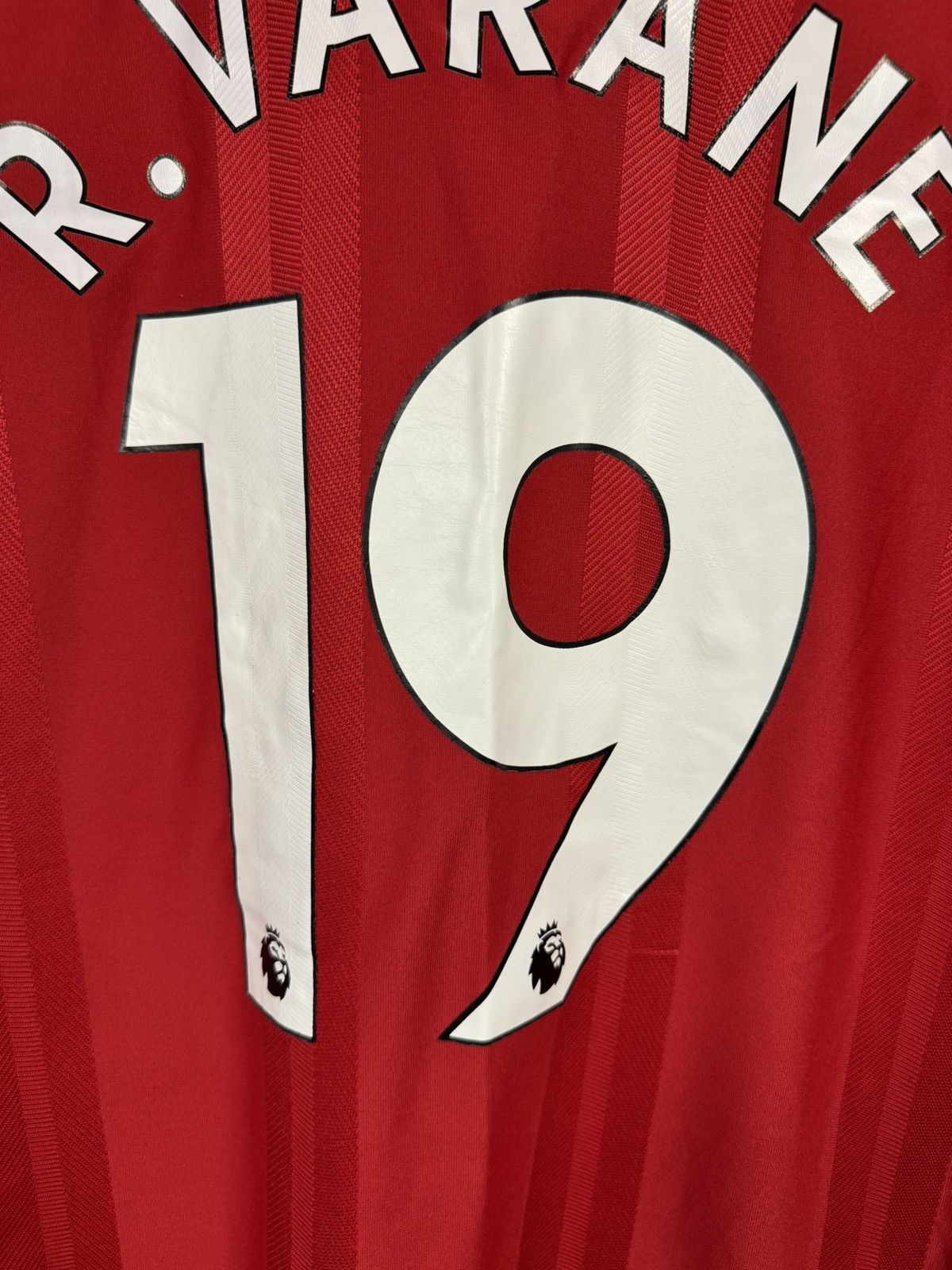 Adidas × Vintage R.VARANE Vintage Manchester United 2021/22 Adidas Jersey XL Size US XL / EU 56 / 4 - 20 Thumbnail