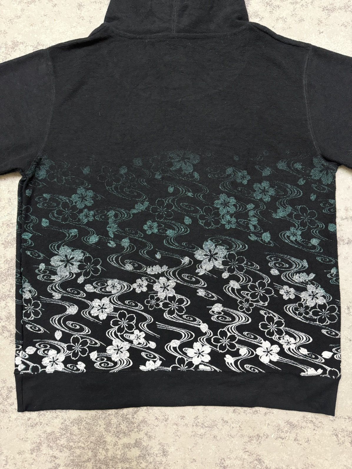 Japanese Brand Japanese Sakura Overprint Pullover Sweater Hoodie Size US M / EU 48-50 / 2 - 9 Thumbnail