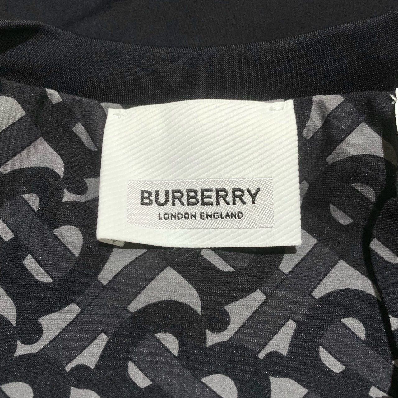 Burberry [Burberry] TB Monogram Zip Vest XS Charcoal Size XS / US 0-2 / IT 36-38 - 2 Thumbnail