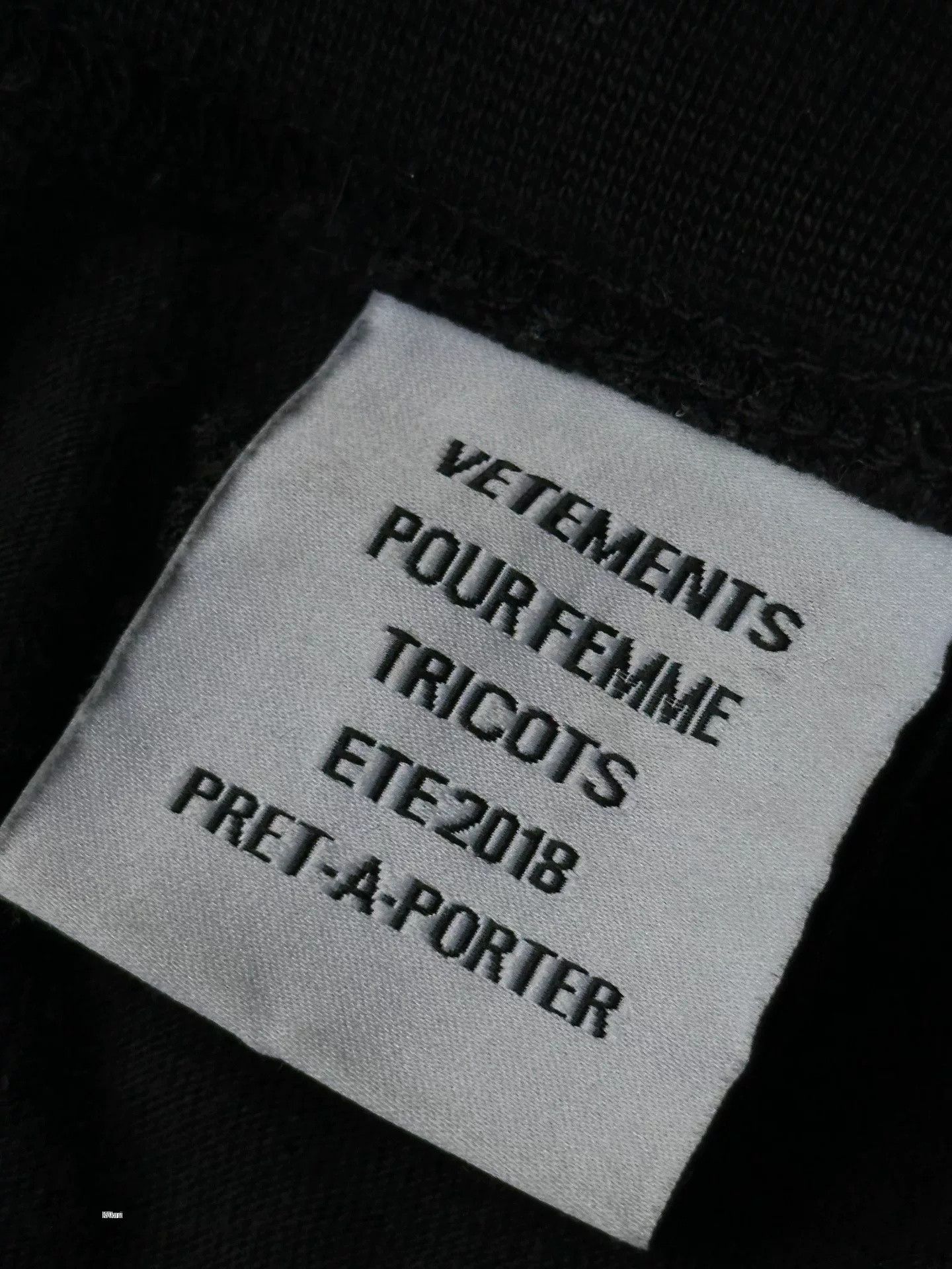 Vetements Vetements Logo Short Sleeve T-Shirt Size US S / EU 44-46 / 1 - 3 Thumbnail