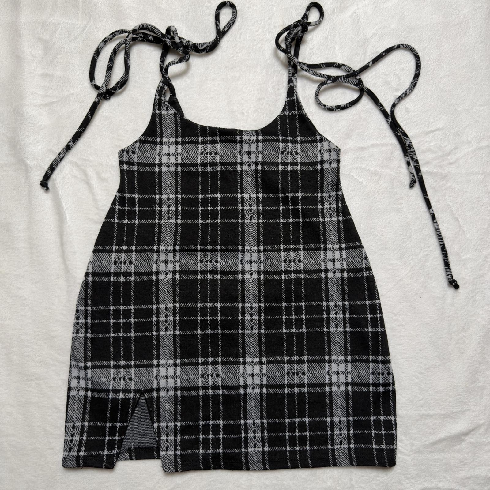 Fashion Nova Black Plaid Tartan Top Grunge Dark Academia Y2K Schoolgirl Size M / US 6-8 / IT 42-44 - 1 Thumbnail