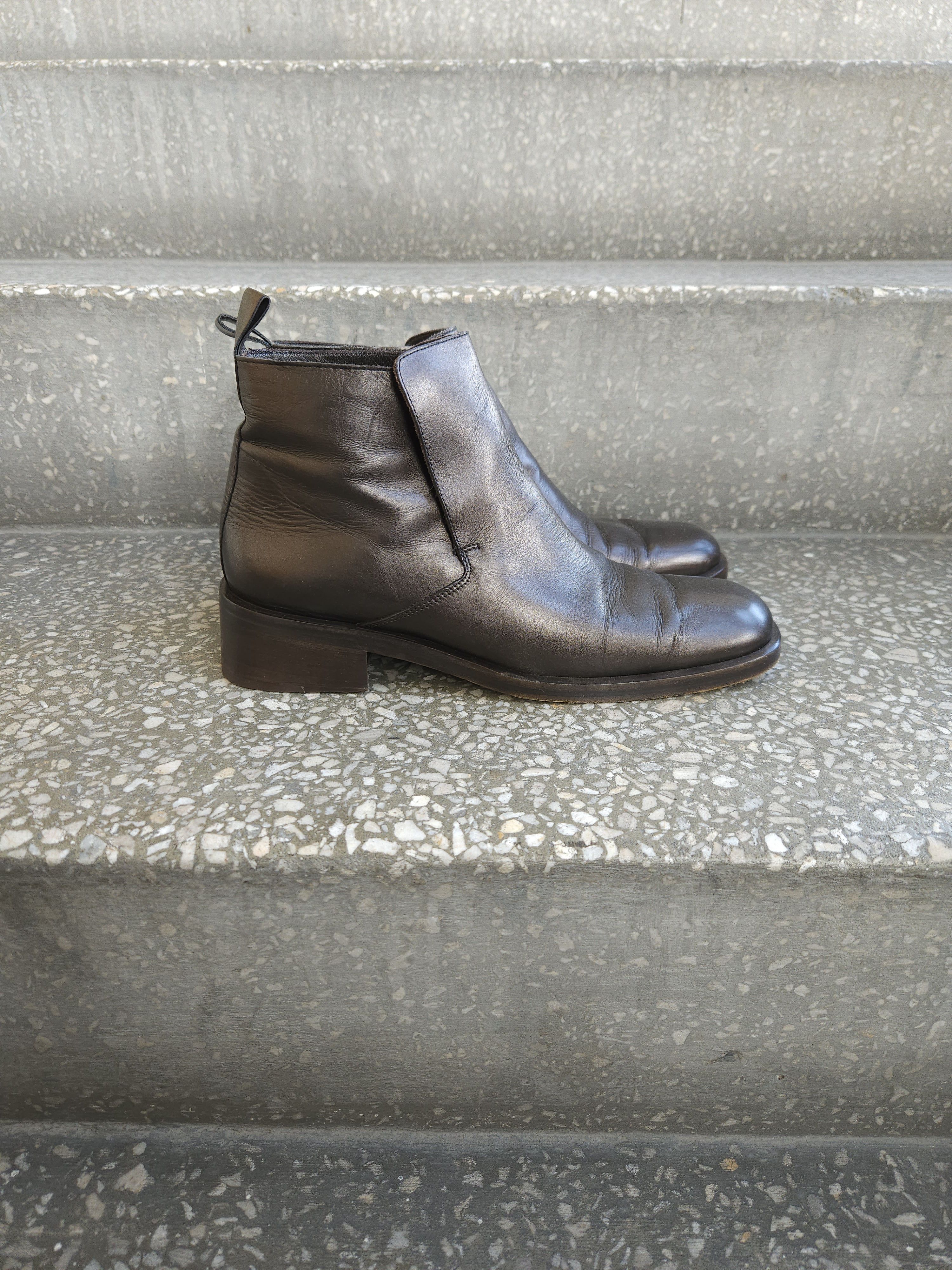 Gucci × Tom Ford × Vintage Archive Gucci square toe ankle boots Size US 7 / IT 37 - 5 Thumbnail