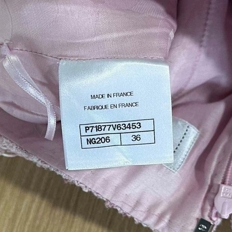 Chanel Chanel Pink tweed small logo short Size 24" / US 00 / IT 34 - 6 Thumbnail