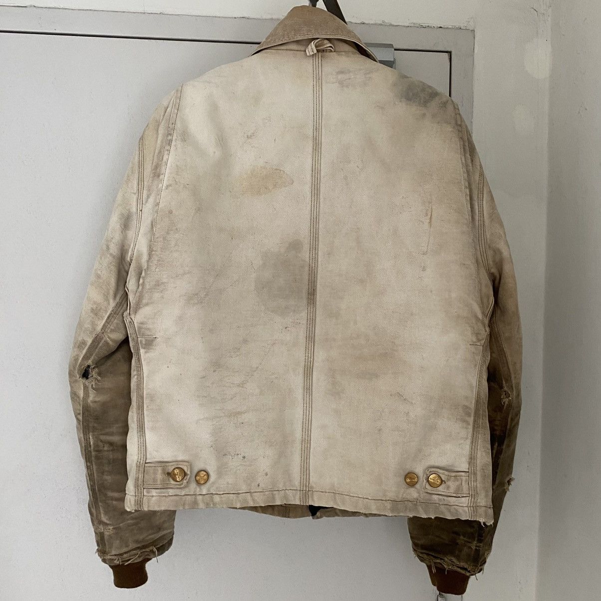 Carhartt Thrashed! VTG 90’s Carhartt Arctic Faded Dirty Work Jacket Size US M / EU 48-50 / 2 - 10 Thumbnail