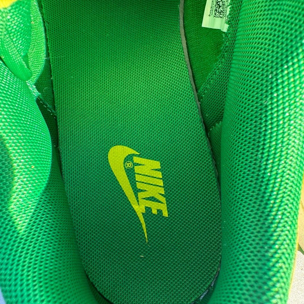 Nike Nike Dunk Low Reverse Brasil Size 9.5 Size US 9.5 / EU 42-43 - 5 Thumbnail