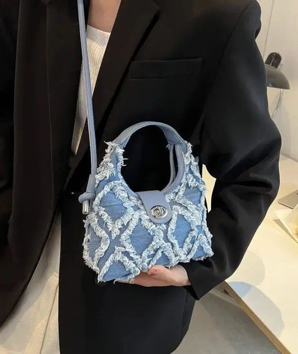 Japanese Brand × Vintage Frail Detailed Fuzzy Hobo Mini Bag Aesthetic Pinterest y2k Size ONE SIZE - 1 Thumbnail