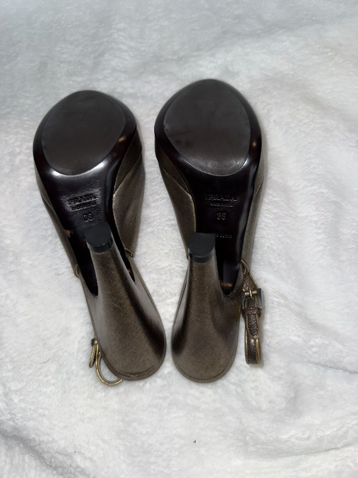 Prada Prada bronze sling back heels Size US 5.5 / IT 35.5 - 4 Thumbnail