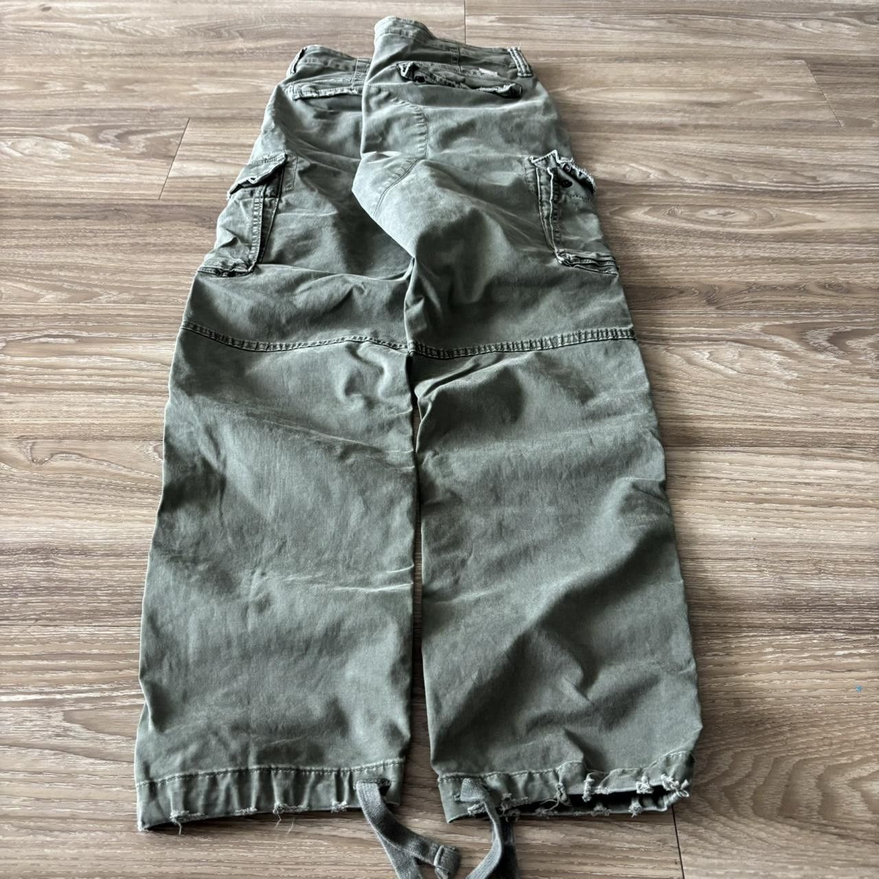 American Eagle Outfitters Crazy Vintage Y2K/2000s Grunge American Eagle Khaki Green Cargo Pants! 34x29 Size US 34 / EU 50 - 4 Thumbnail