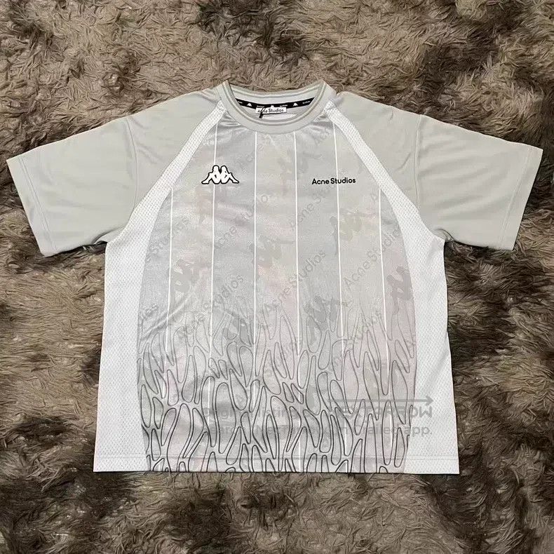 Acne Studios Acne Studios Kappa Joint Gray Short-sleeve T-shirt Size US L / EU 52-54 / 3 - 1 Thumbnail