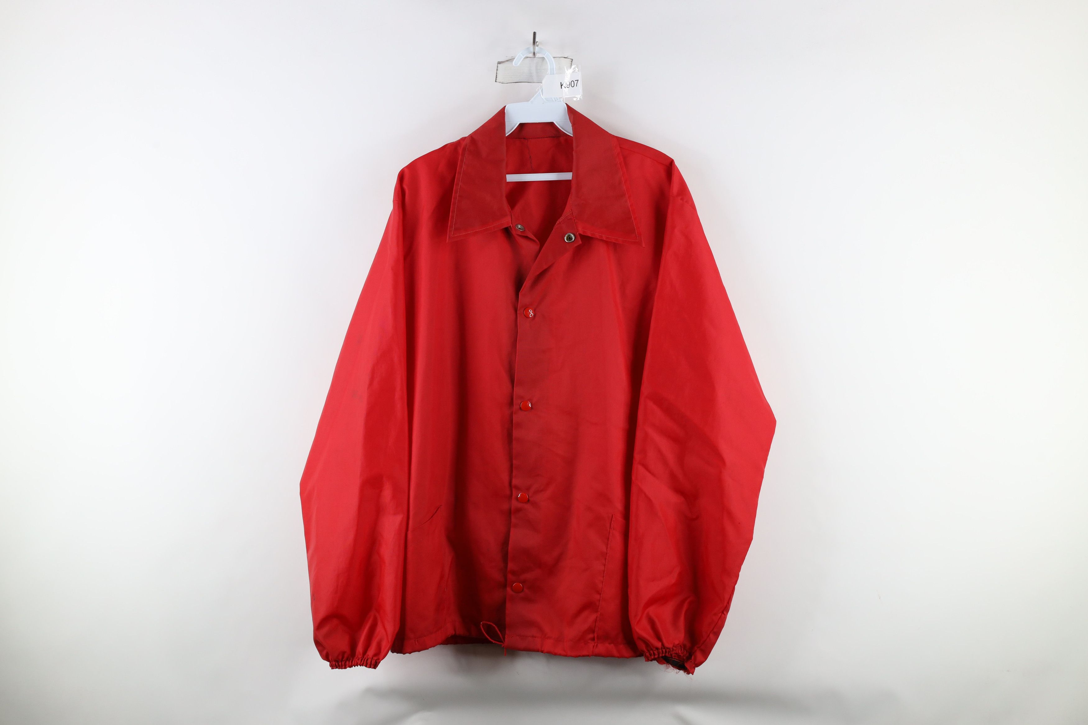 Vintage Vintage 70s Streetwear Coaches Windbreaker Jacket Red Size US XL / EU 56 / 4 - 1 Thumbnail