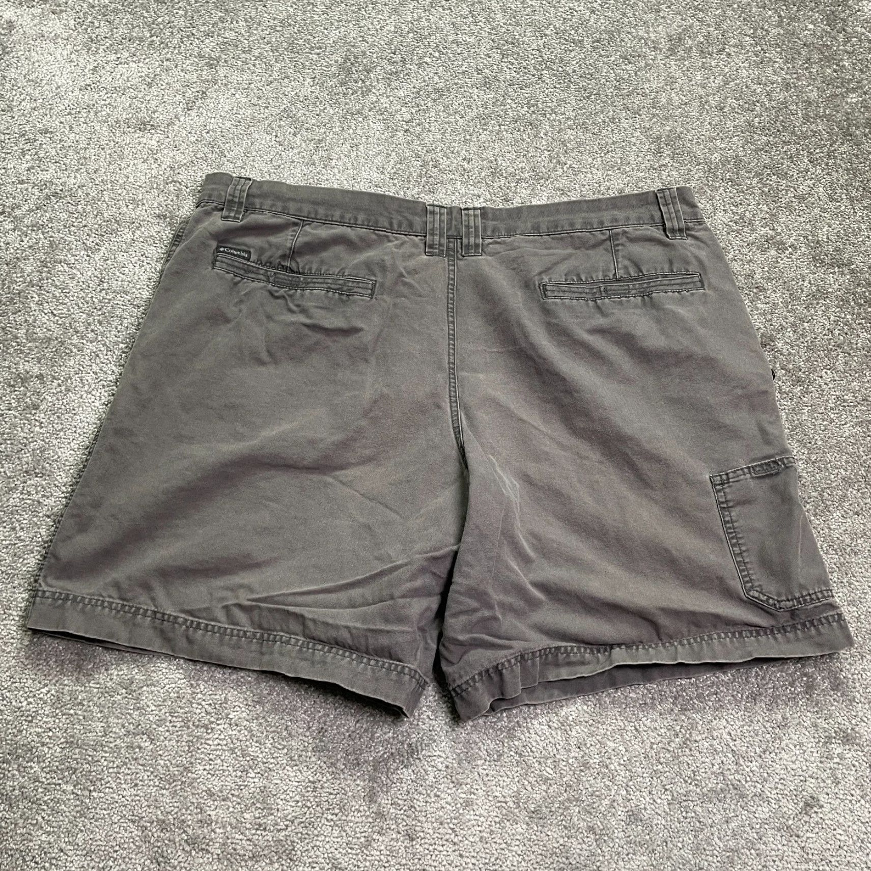 Vintage Columbia Shorts Mens 42W 10L Dark Brown Flat Front Cotton Casual Outdoor Mens Size US 42 / EU 58 - 2 Thumbnail