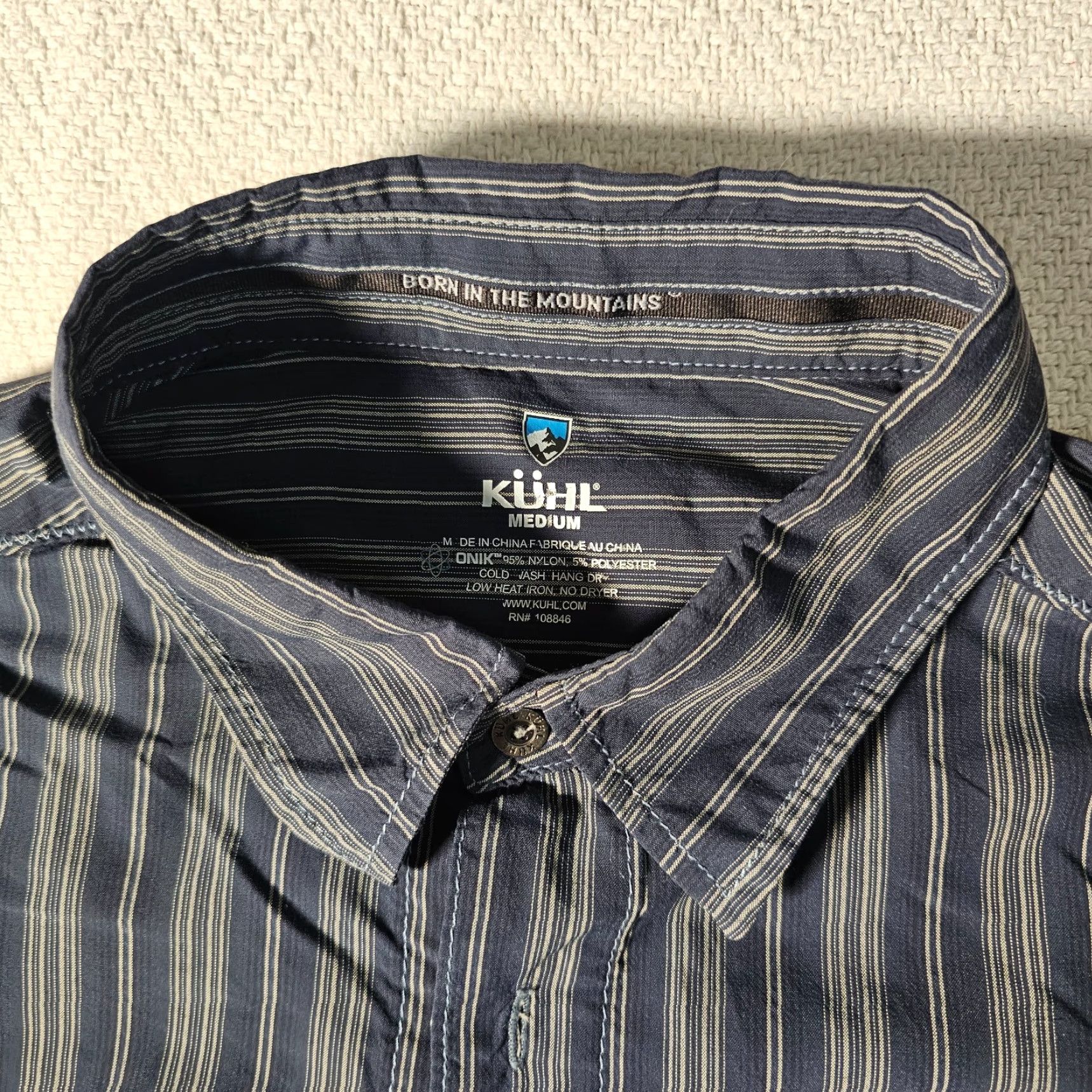 Vintage Kuhl Men's Medium Navy Stripe Nylon Hiking Shirt Button Up Short Sleeve Pocket Size US M / EU 48-50 / 2 - 2 Thumbnail