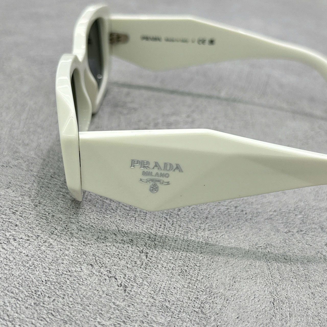 Prada PRADA 0PR 17WS 1425S0 SUNGLASSES Size ONE SIZE - 5 Thumbnail