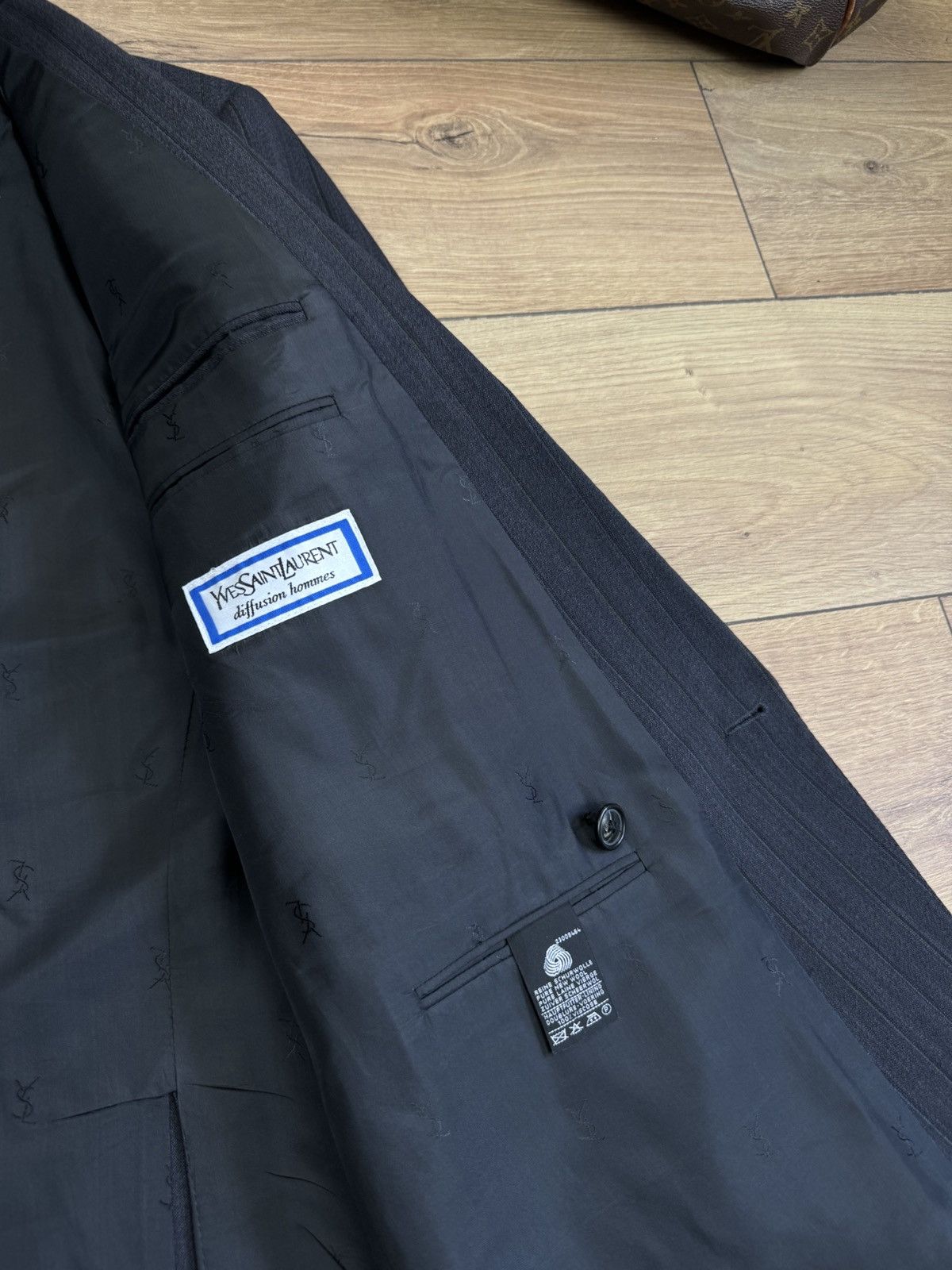 Yves Saint Laurent Vintage wool suit Yves Saint Laurent original luxury item Size 48L - 4 Thumbnail