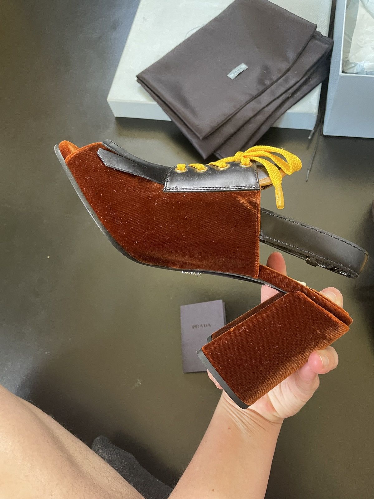 Prada Prada Velvet shoes size 40 Size US 10 / IT 40 - 8 Thumbnail