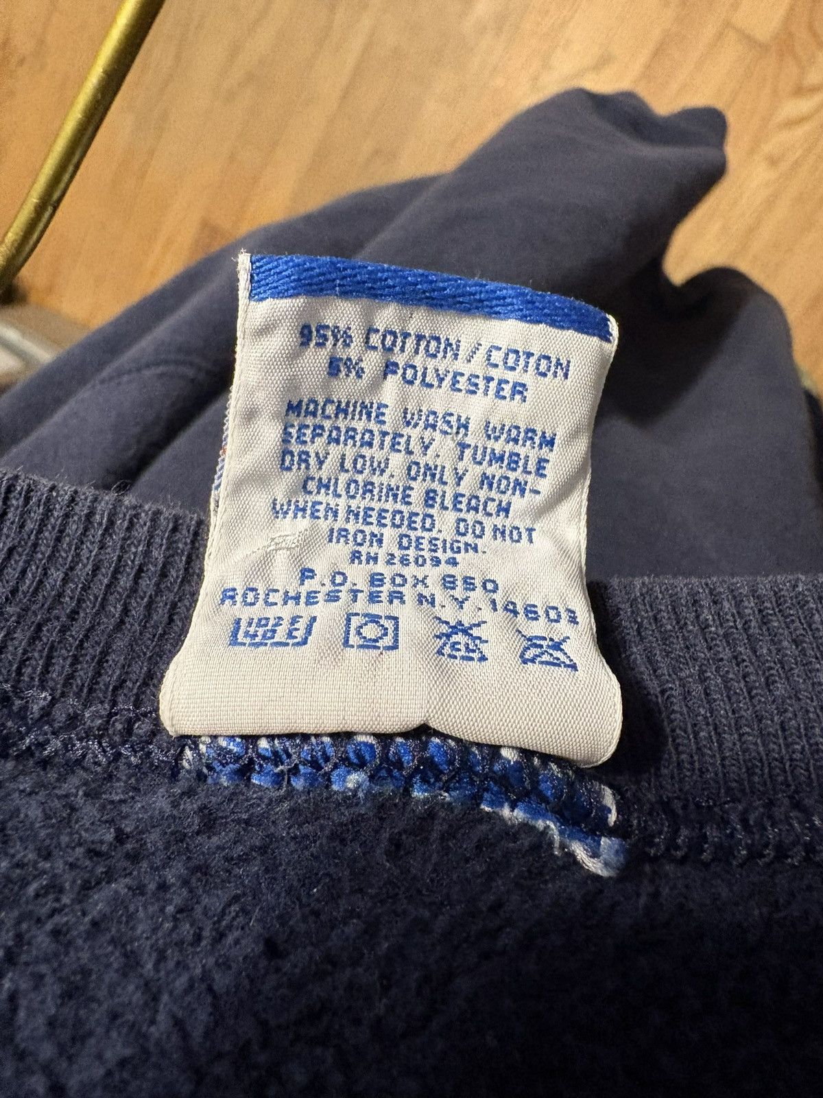 Champion Champion UNC Tarheels VTG 90s Reverse Weave Crewneck Large Size US L / EU 52-54 / 3 - 6 Thumbnail