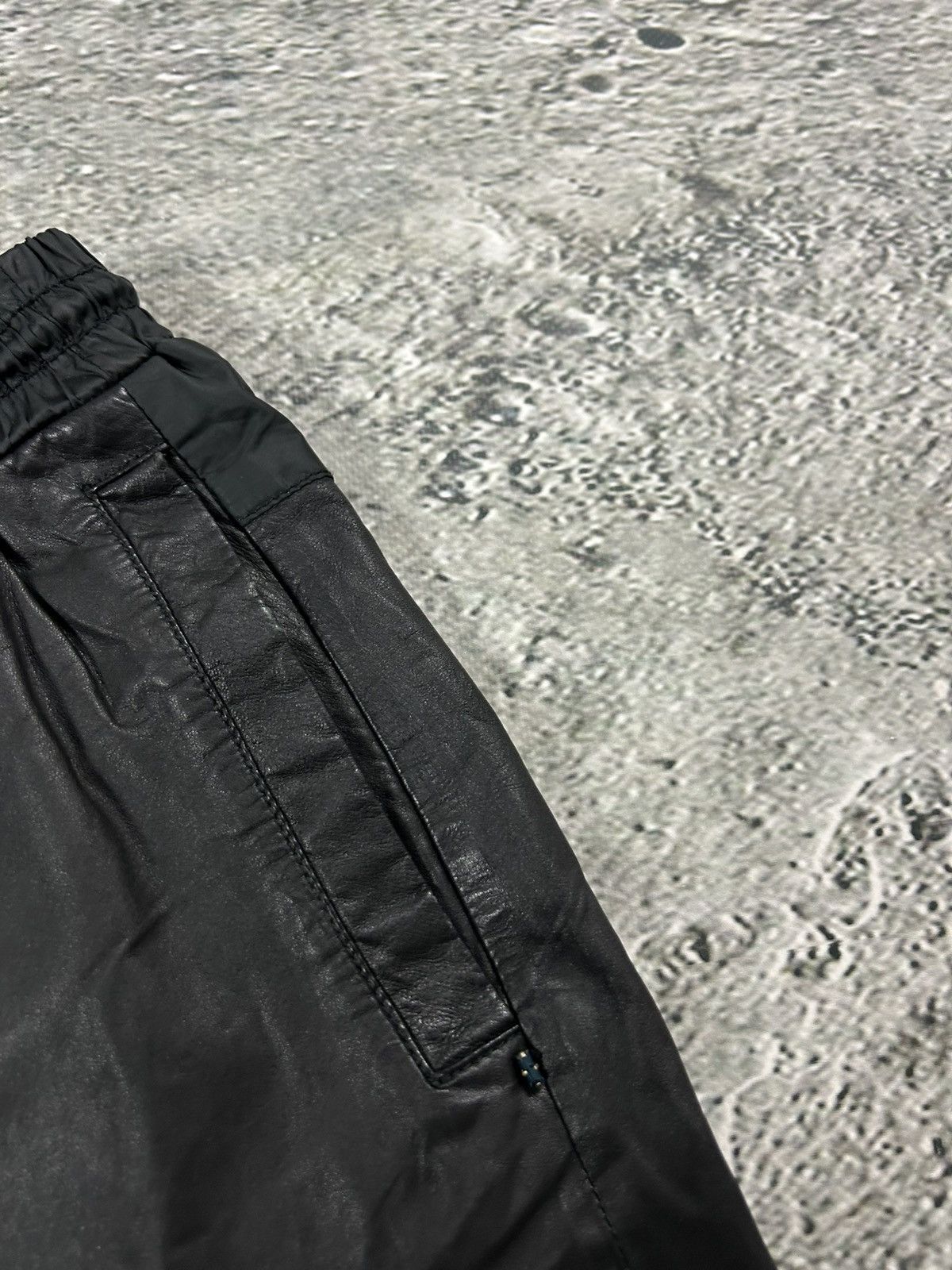 Max Mara Sportmax Max Mara black joggers sweatpants Size 27" / US 4 / IT 40 - 7 Thumbnail