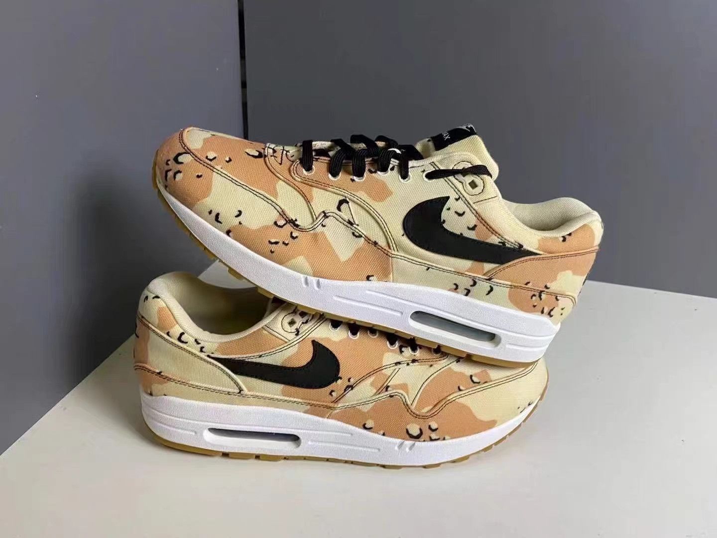Nike Nike Air Max 1 Desert Camo K15 Size US 13 / EU 46 - 3 Thumbnail