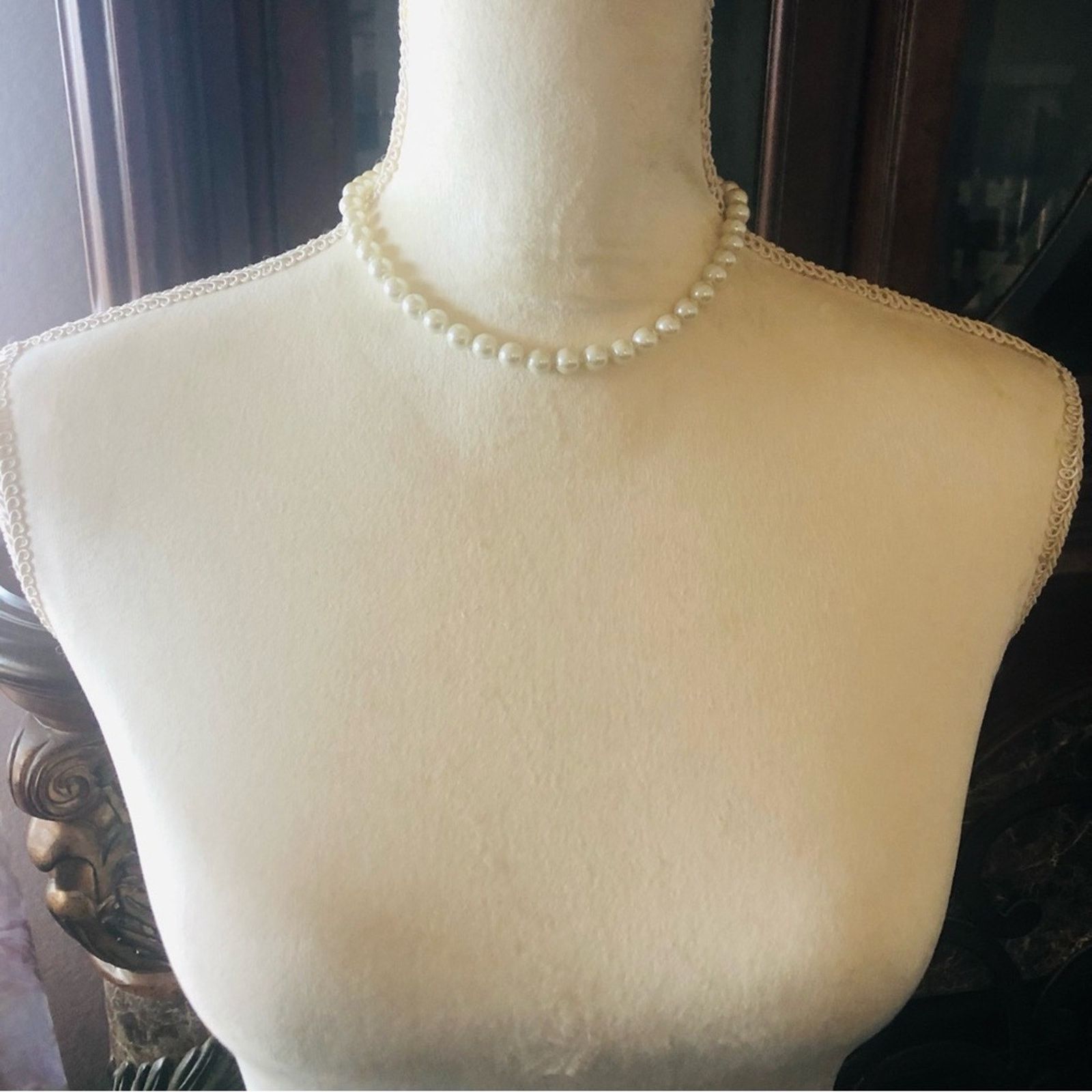 Vintage Vintage Carolee white pearlescent knotted pearl necklace Size ONE SIZE - 6 Thumbnail