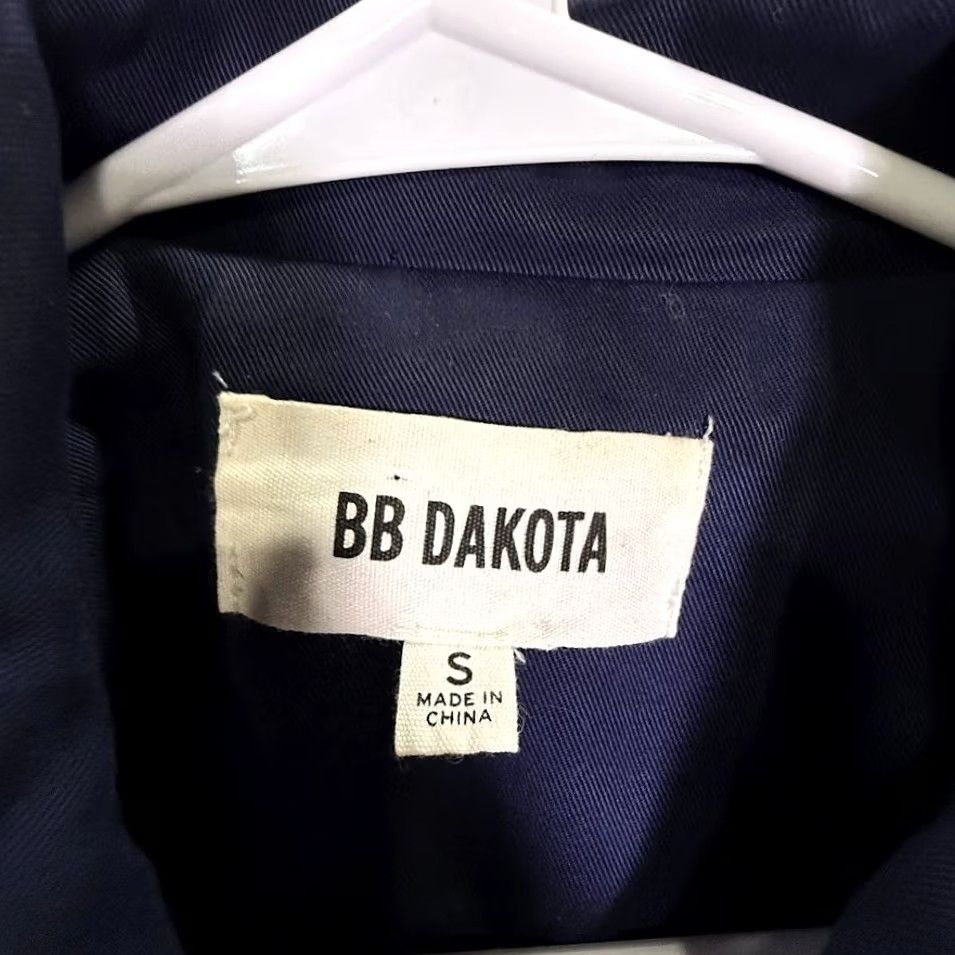 BB Dakota BB Dakota Jacket Women’s Small Navy Floral Embroidered Utility Zip Front Size S / US 4 / IT 40 - 3 Thumbnail