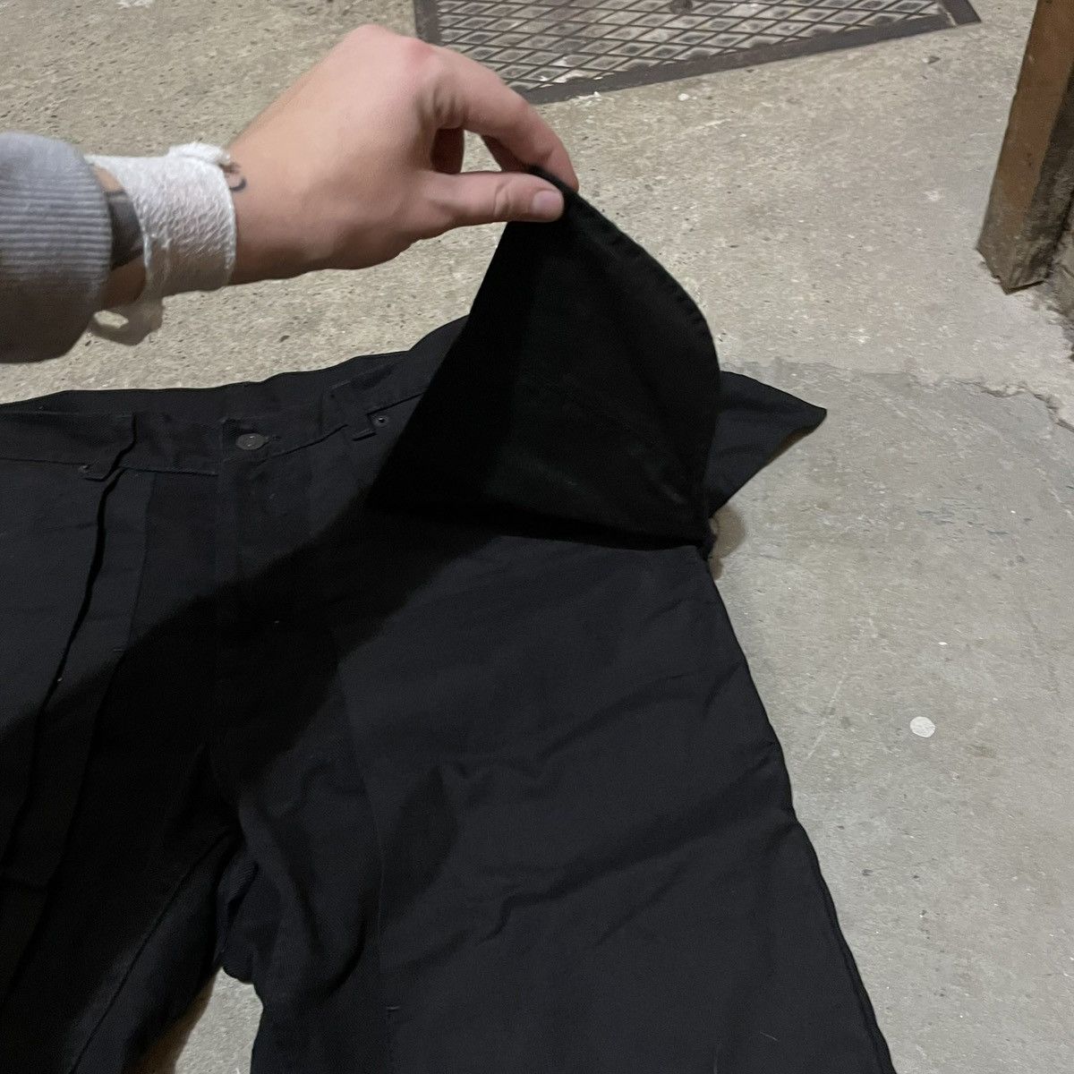 Helmut Lang Rare Helmut Lang „inside out“ runway jeans Size US 34 / EU 50 - 3 Thumbnail