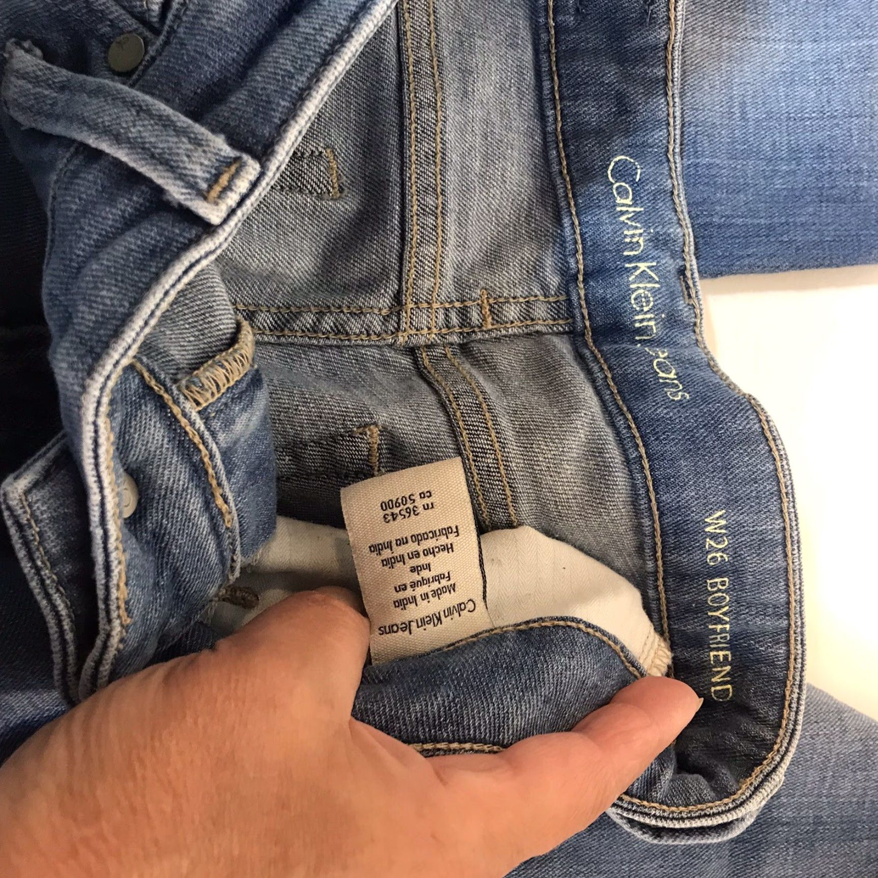 Calvin Klein Calvin Klein Boyfriend Jeans Womens Size 26 Light Wash Blue Denim Size 26" / US 2 / IT 38 - 5 Thumbnail