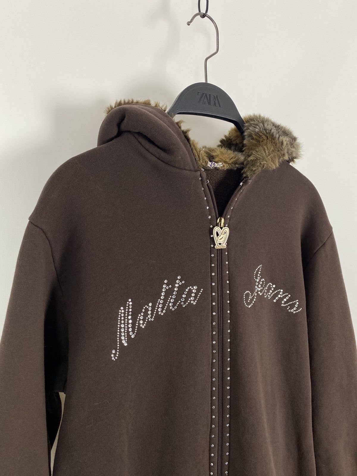 Vintage Y2K Vintage Malta Jeans Rhinestone Logo Faux Fur Boxy Hoodie Size L / US 10 / IT 46 - 2 Thumbnail