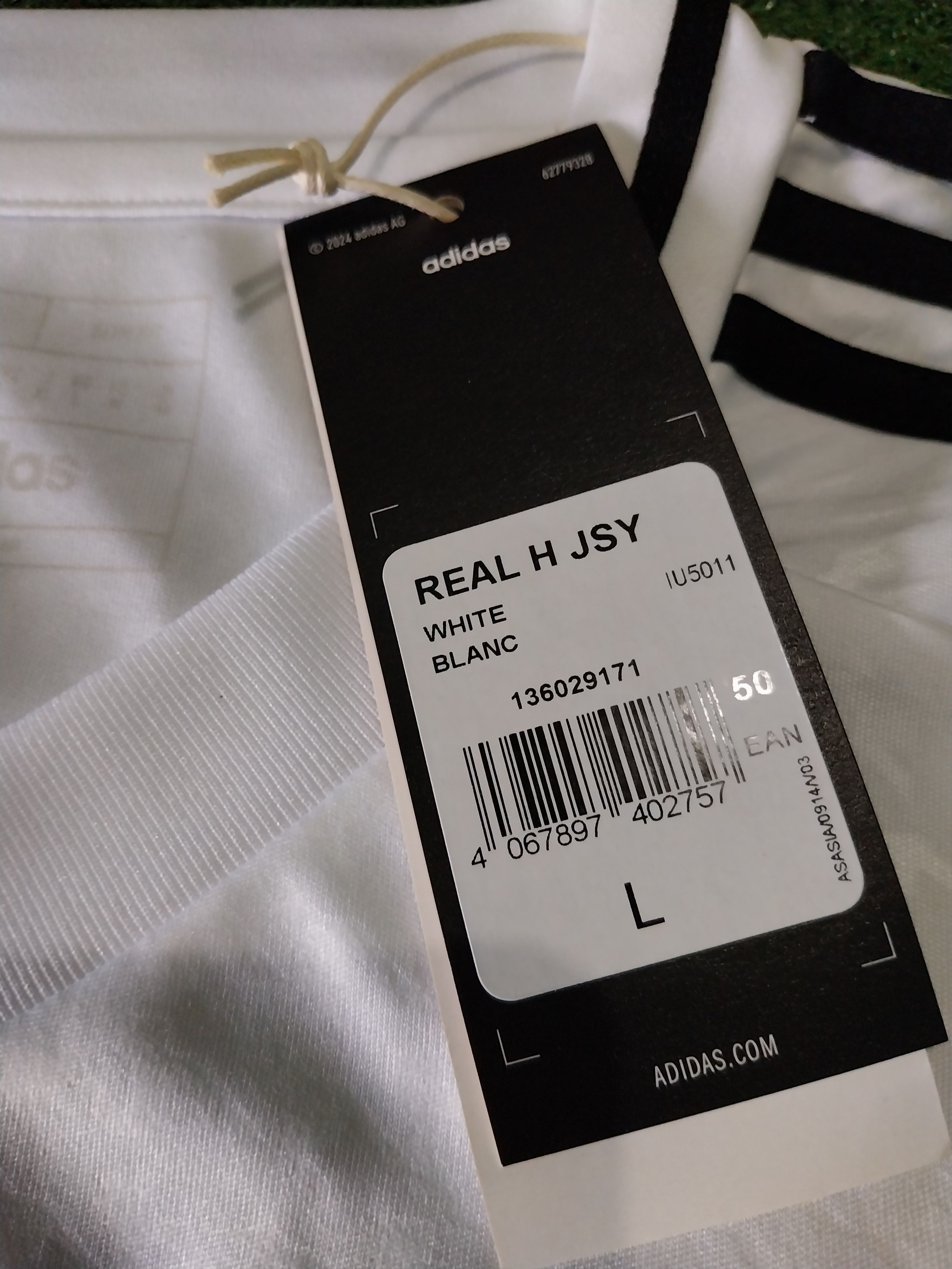 Adidas Real madrid super cup 2024 kylian mbappe jersey football Size US L / EU 52-54 / 3 - 8 Thumbnail