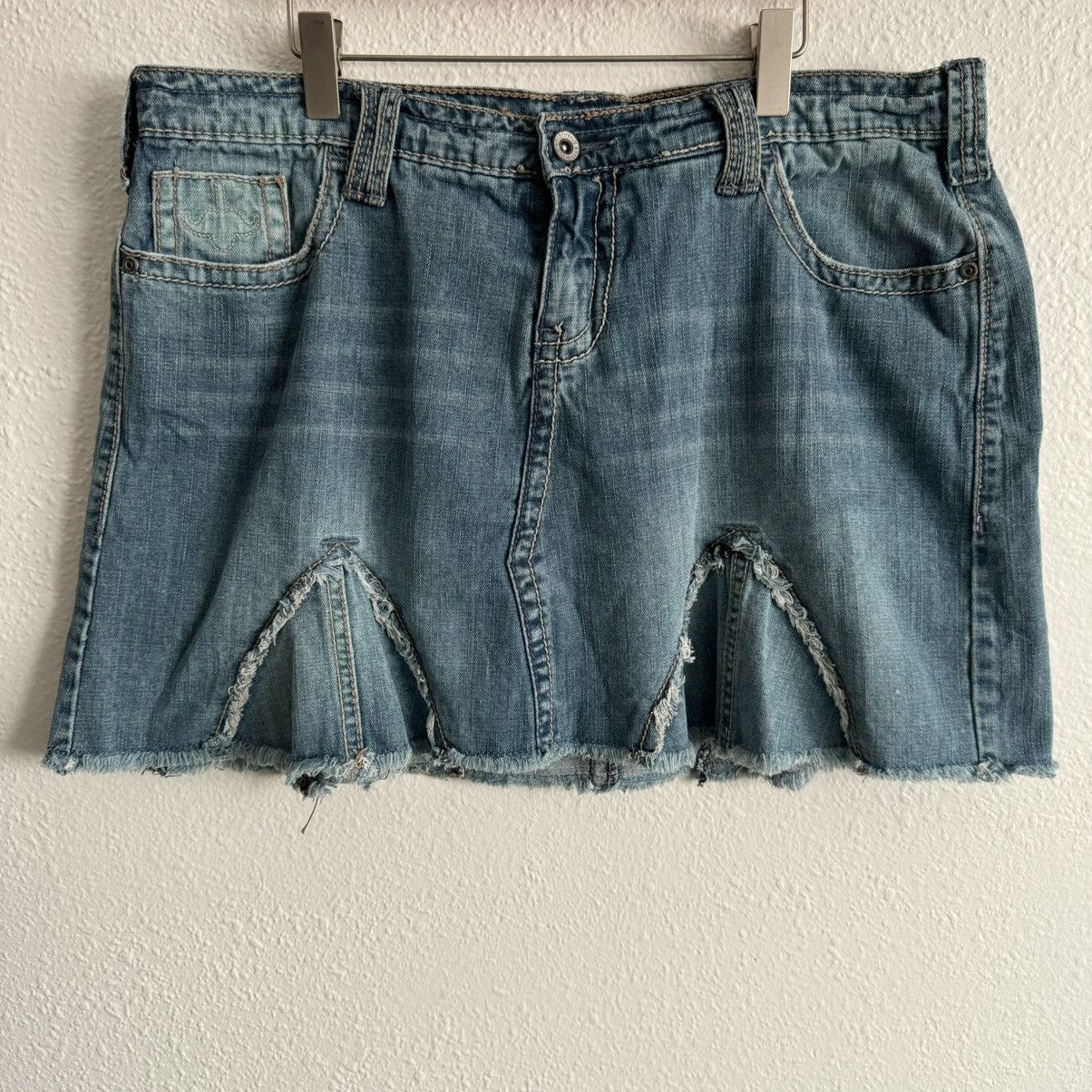 Other ANCHOR BLUE Vintage Y2K Faded Denim Pleated Dart Mini Skirt Size 34" / US 12 / IT 48 - 3 Thumbnail