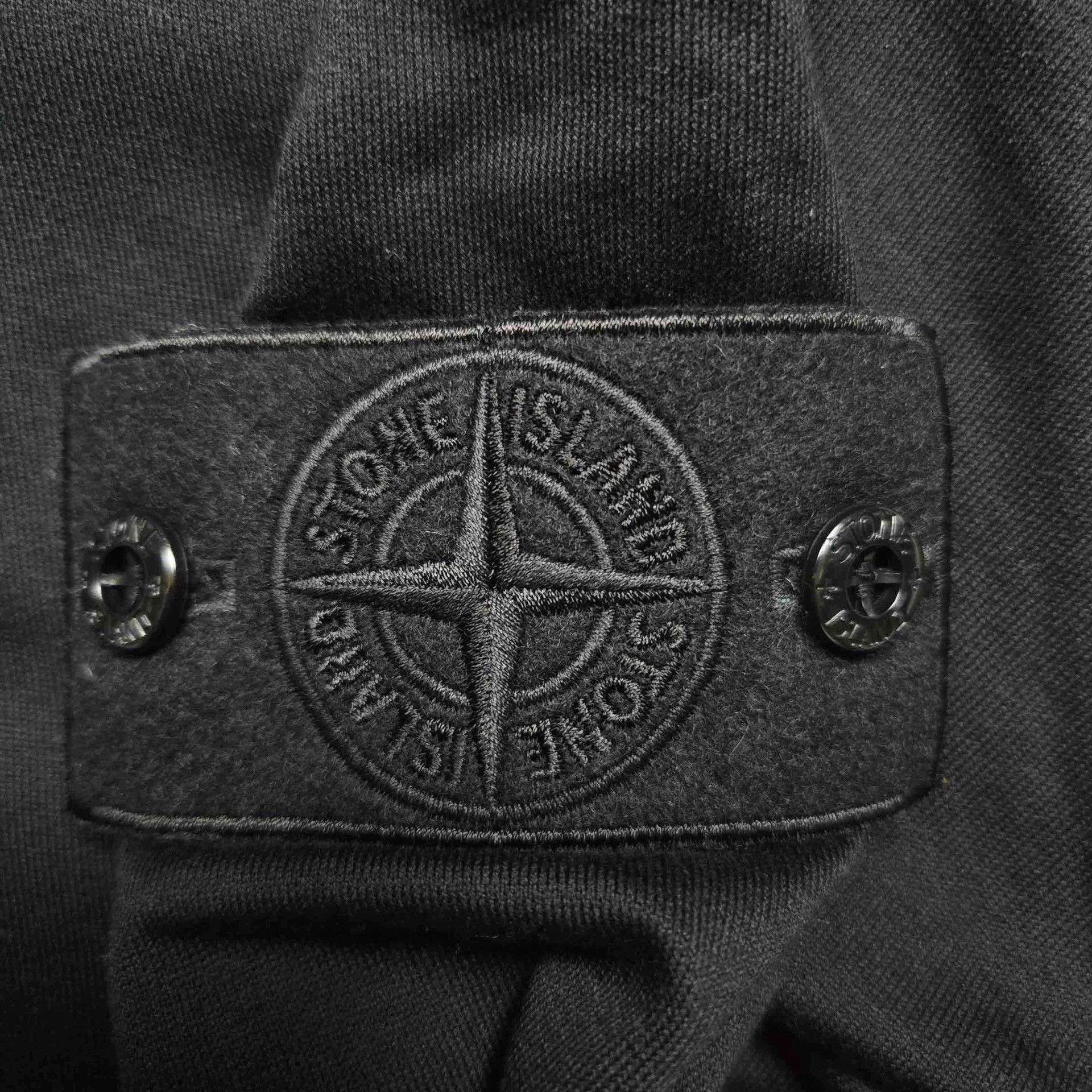 Stone Island stone island nylon vest size m Size US M / EU 48-50 / 2 - 8 Thumbnail