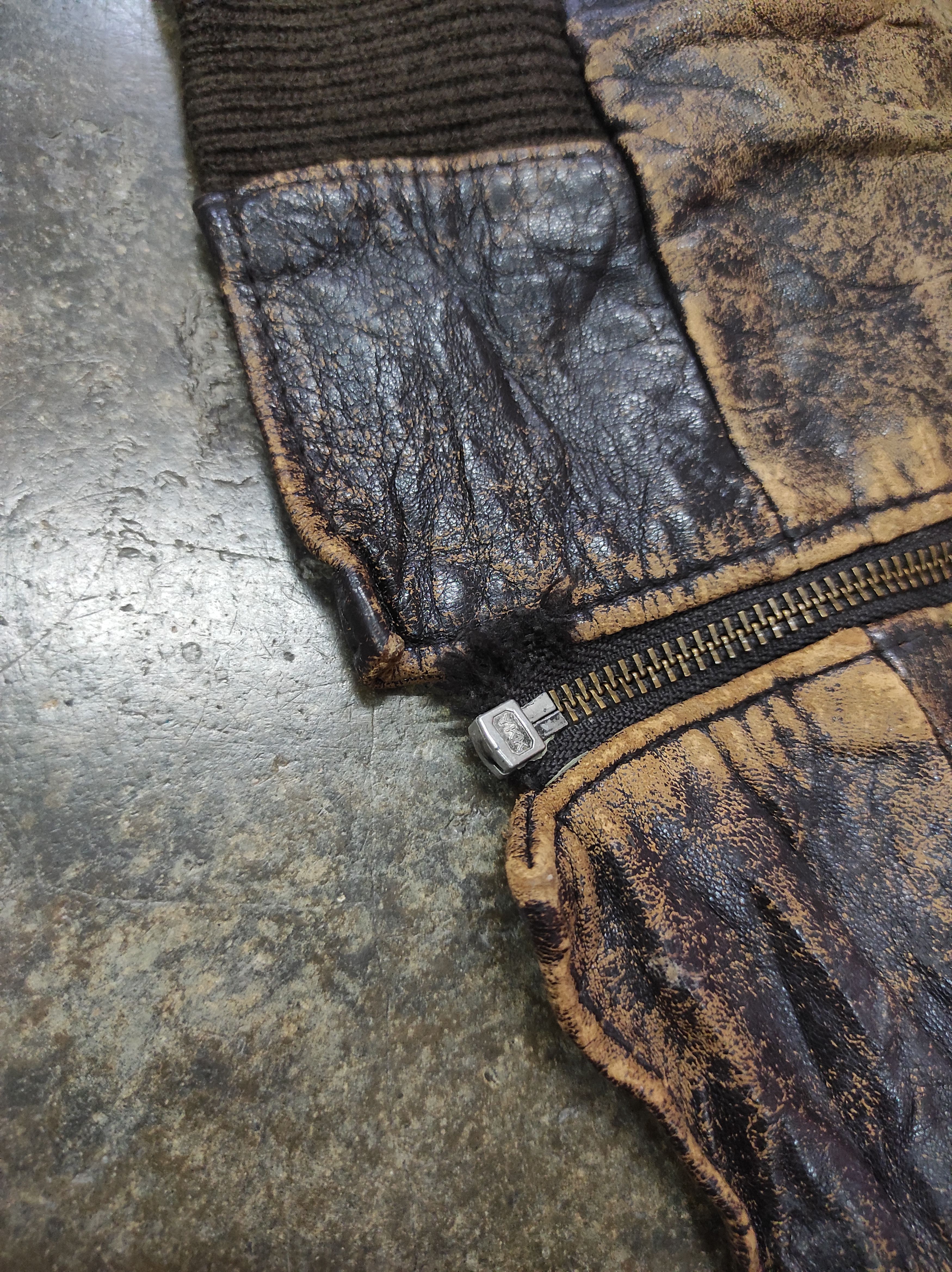 Genuine Leather RARE VTG EMBROIDERY WOOL LEATHER JACKET DISTRESSED Size US L / EU 52-54 / 3 - 7 Thumbnail