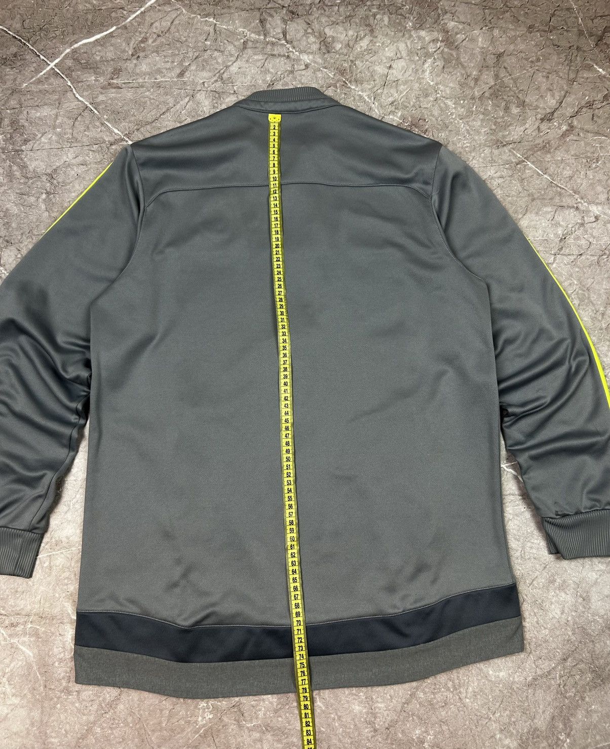 Adidas Adidas Real Madrid gray zip up soccer football track jacket Size US L / EU 52-54 / 3 - 17 Thumbnail