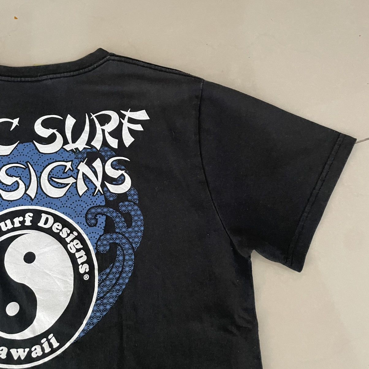 Vintage Vintage T&C Surf Designs Hawaii Yin Yang Size US L / EU 52-54 / 3 - 14 Thumbnail