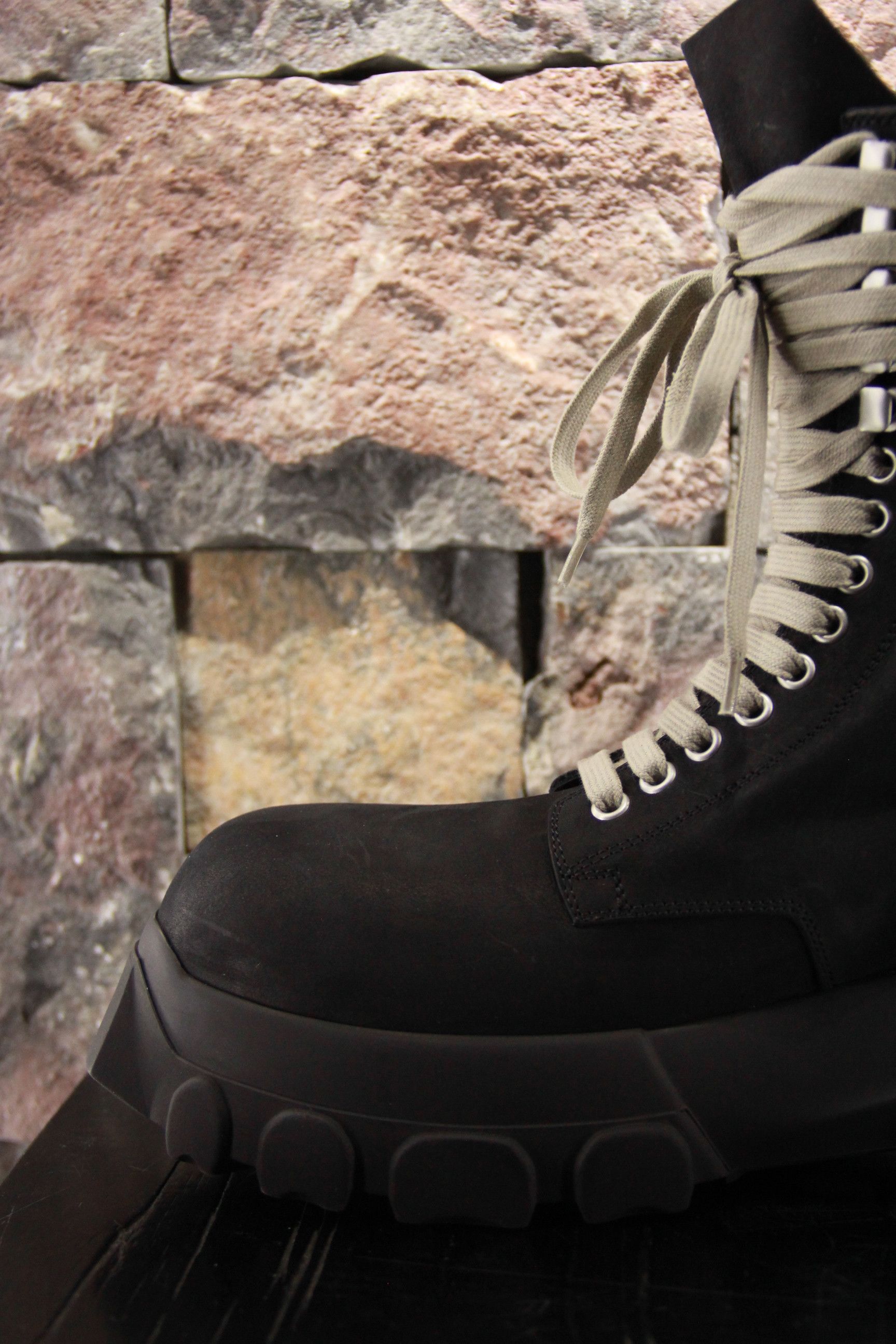 Rick Owens Rick Owens Black Boots Size US 11 / EU 44 - 2 Thumbnail