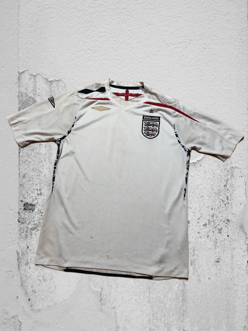 Umbro Sportwear T-Shirt Umbro Y2K Jerseys Football England Vintage Size US M / EU 48-50 / 2 - 1 Thumbnail
