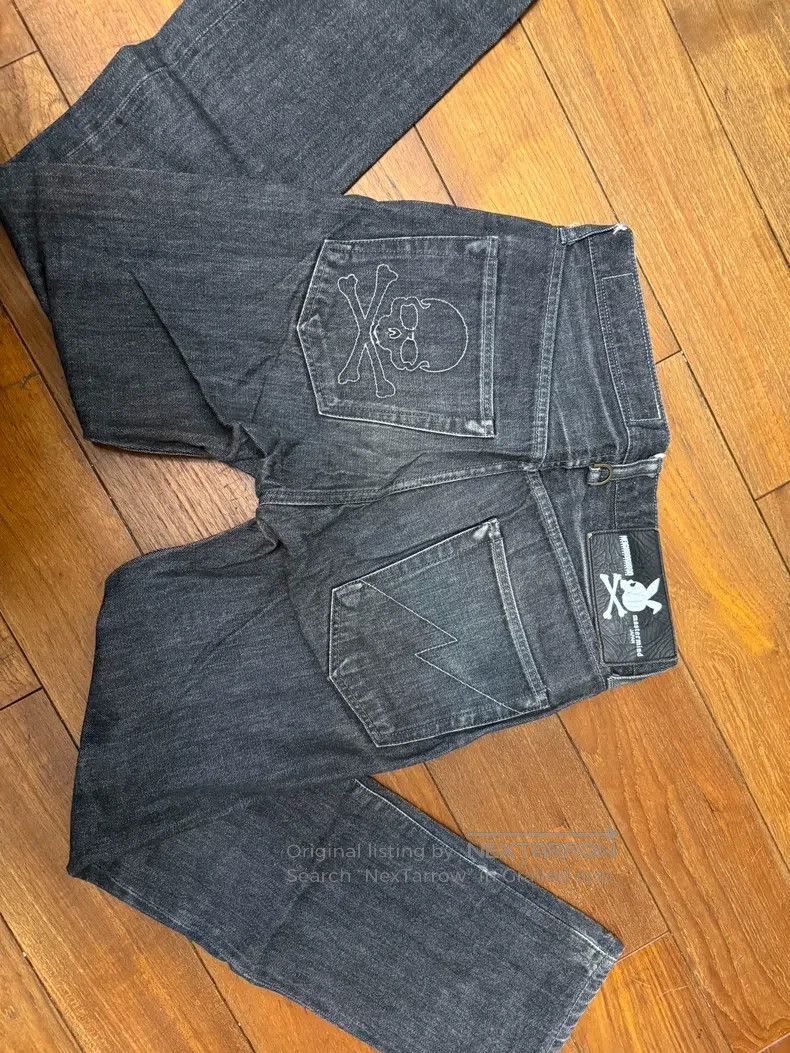 Neighborhood Neighborhood size M jeans Size US 27 - 6 Thumbnail