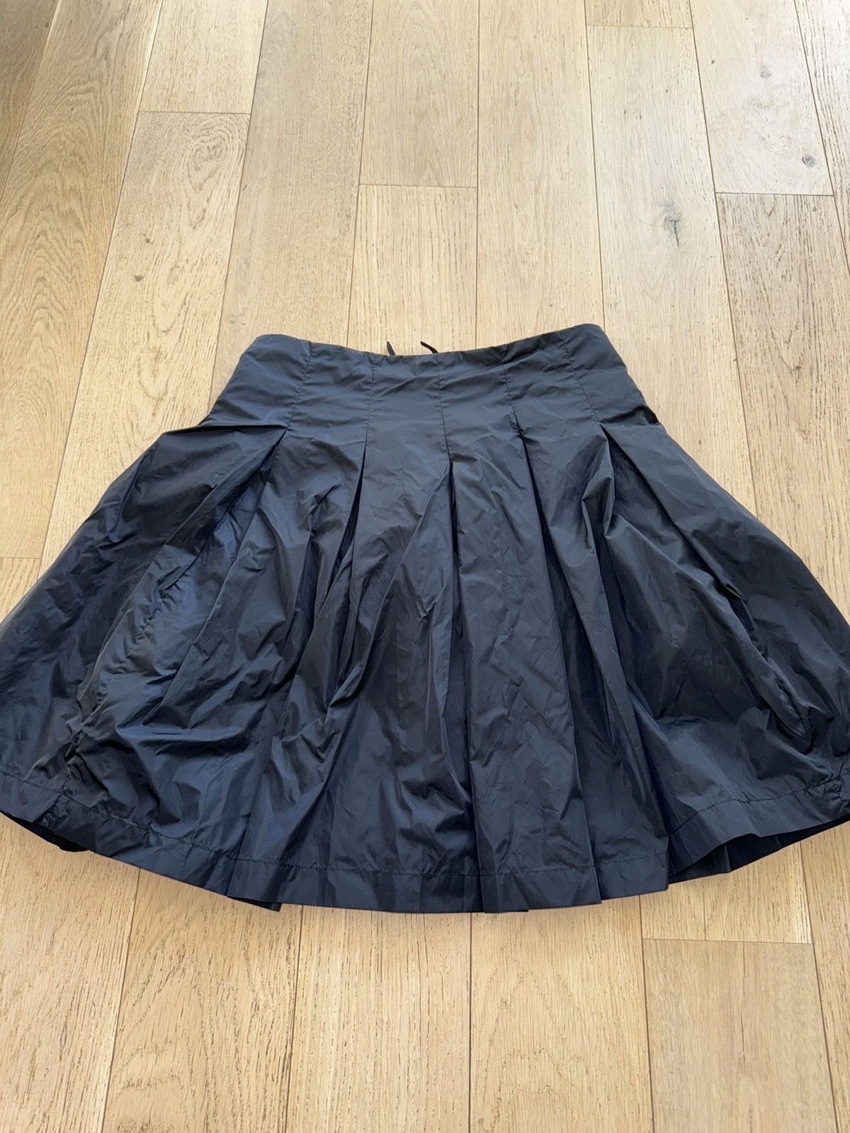 Prada Stunning rare archive vintage prada skirt Size 28" / US 6 / IT 42 - 1 Thumbnail