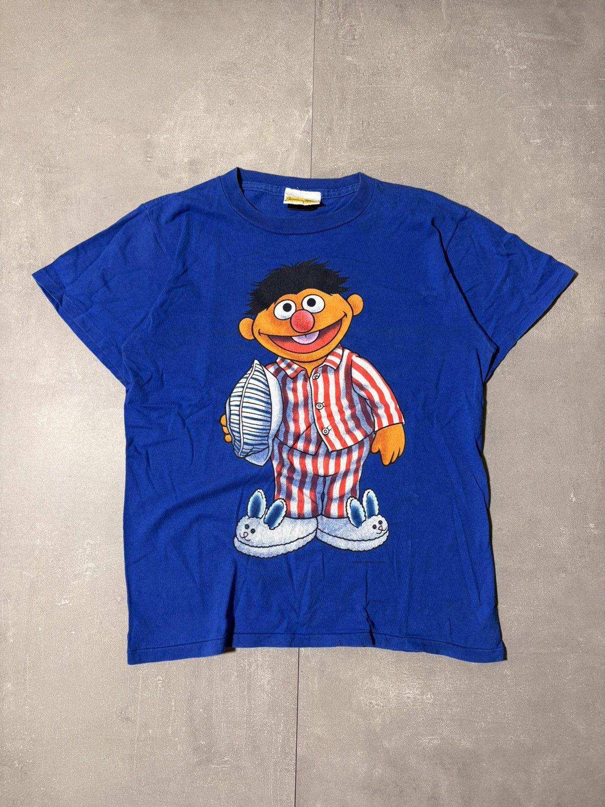 Changes 90s Sesame street sleeping Ernie singlestitch shirt Size US M / EU 48-50 / 2 - 1 Thumbnail