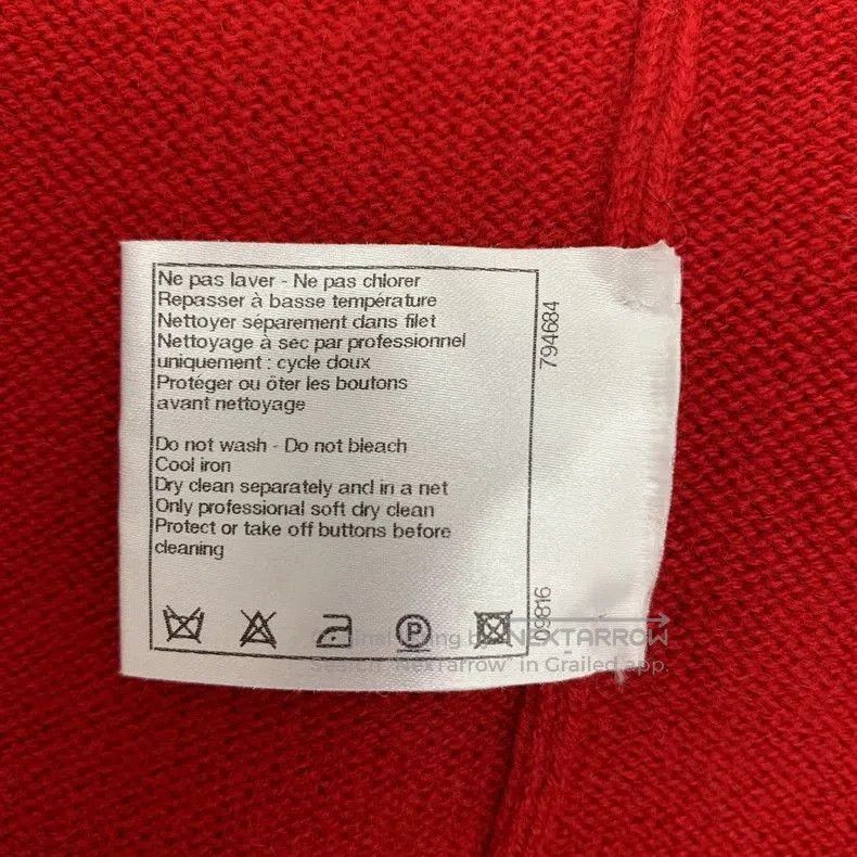 Chanel Chanel Red Cashmere Logo Cardigan. Size US XS / EU 42 / 0 - 9 Thumbnail
