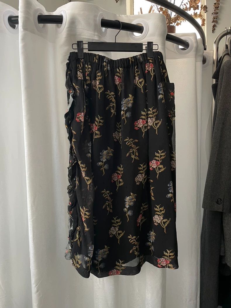 Comme des Garcons Comme des Garcons size os Medieval floral knit skirt Size 25" / US 0 / IT 36 - 1 Thumbnail