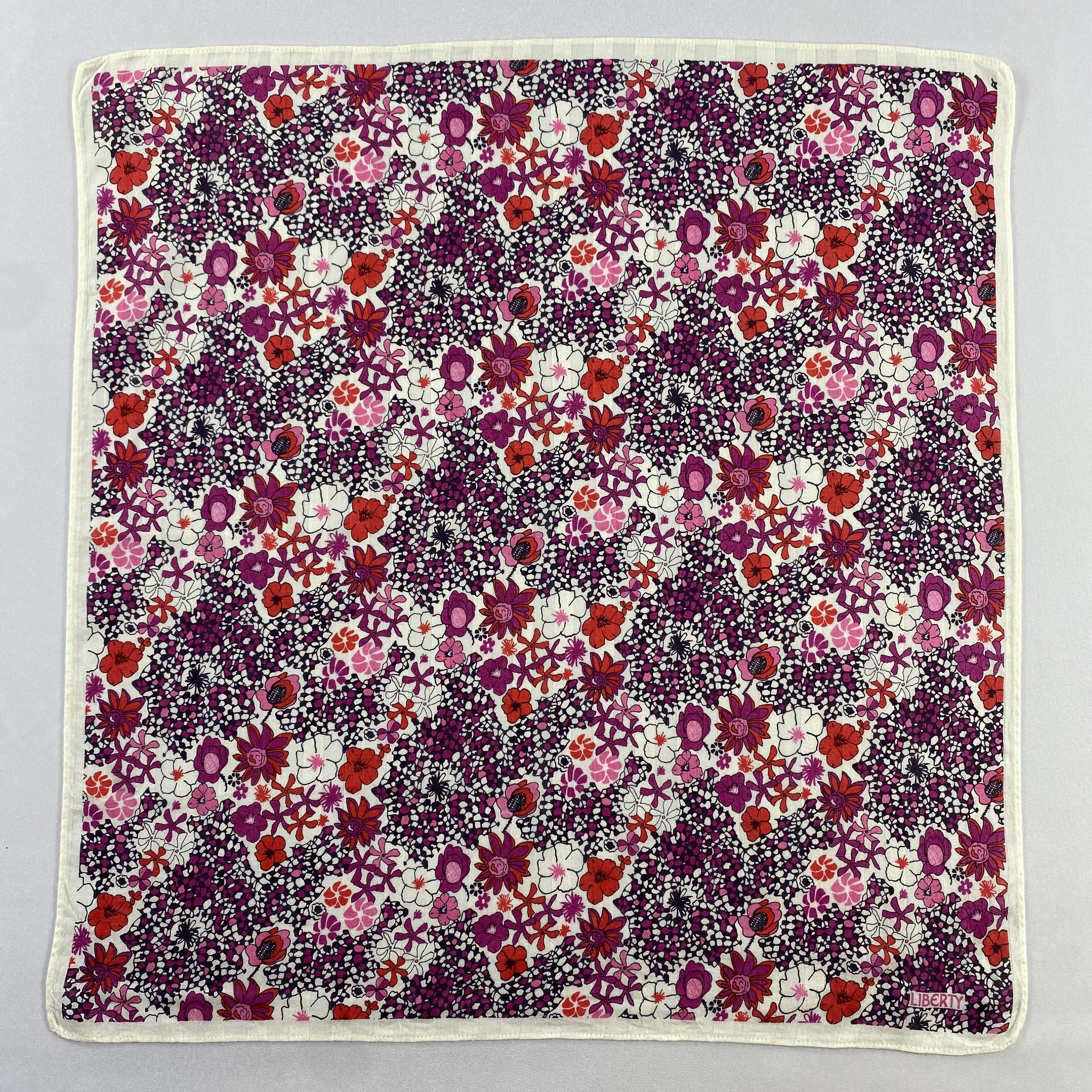 Liberty × Vintage Liberty Neckerchief / Bandana / Handkerchief-P753 Size ONE SIZE - 1 Thumbnail