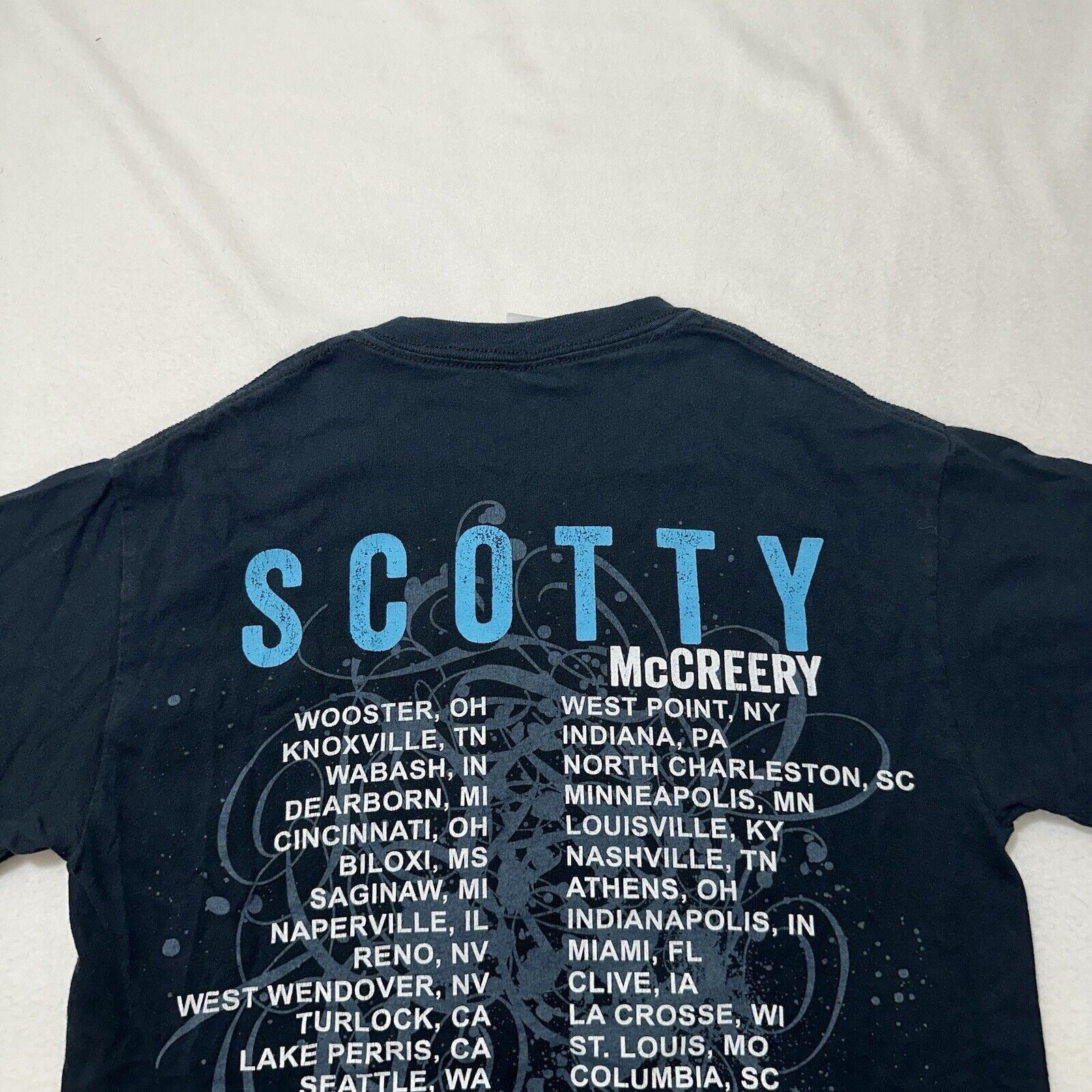Gildan Scotty McCreery 2018 See You Tonight Tour Adult Small TShirt Size US S / EU 44-46 / 1 - 13 Thumbnail