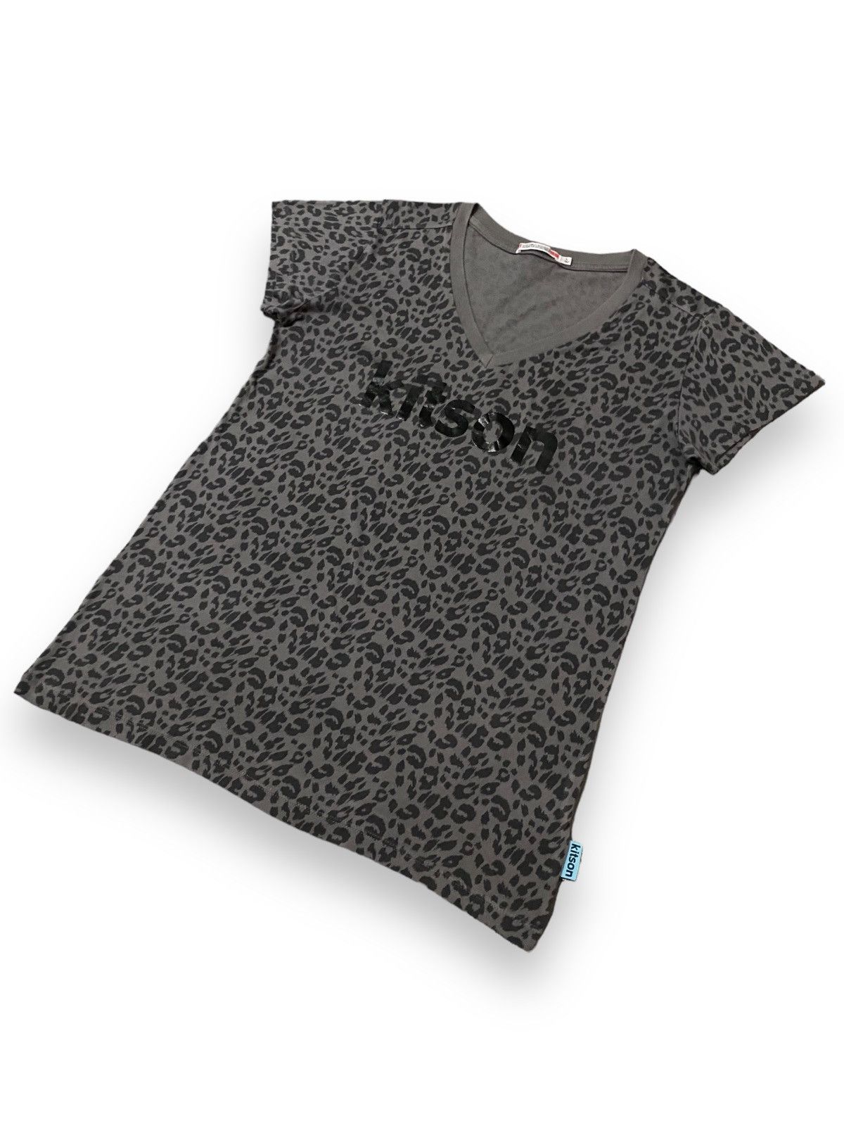 Japanese Brand × Uniqlo JAPAN UNIQLO X KITSON LEOPARD SKIN FULL PRINT TEE Size US L / EU 52-54 / 3 - 2 Thumbnail