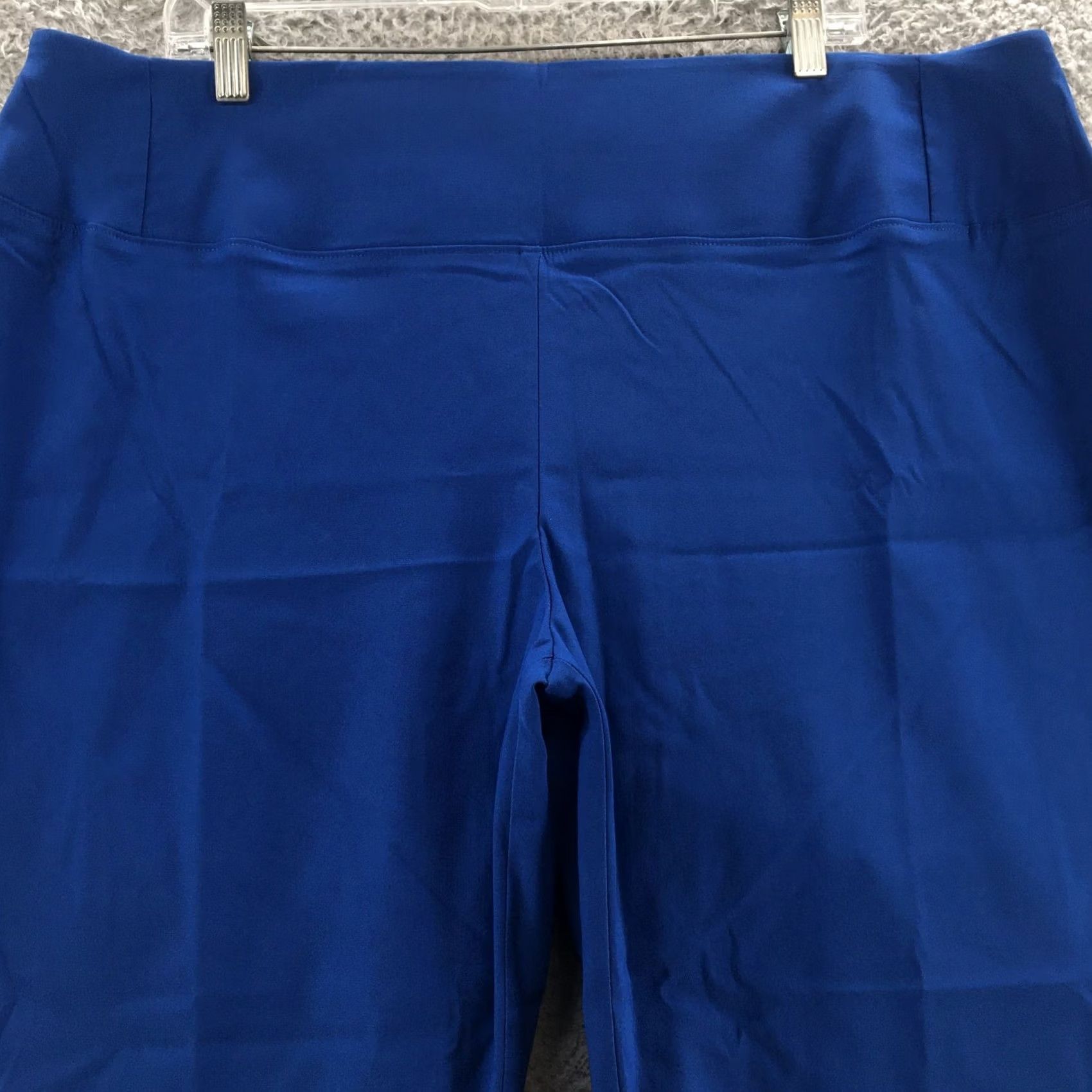 Worthington Worthington Skinny Pants Womens 24W Blue Flat Front Pull On NEW Pants Womens 24W Blue Flat Front Pull On NEW Size 42" / US 20 - 2 Thumbnail