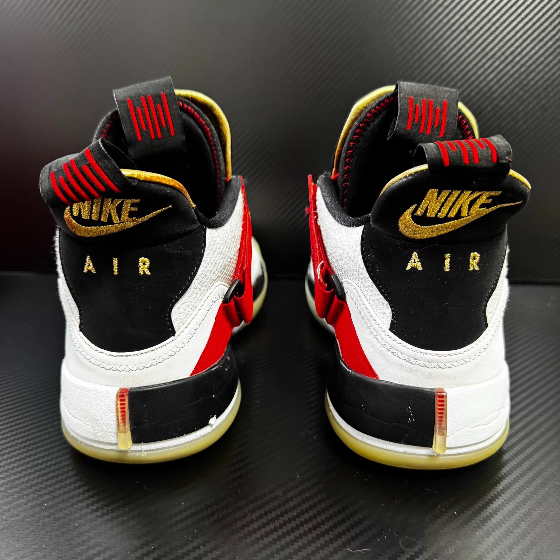 Nike Nike Air Jordan 33 Future Of Q11 Size US 9.5 / EU 42-43 - 3 Thumbnail