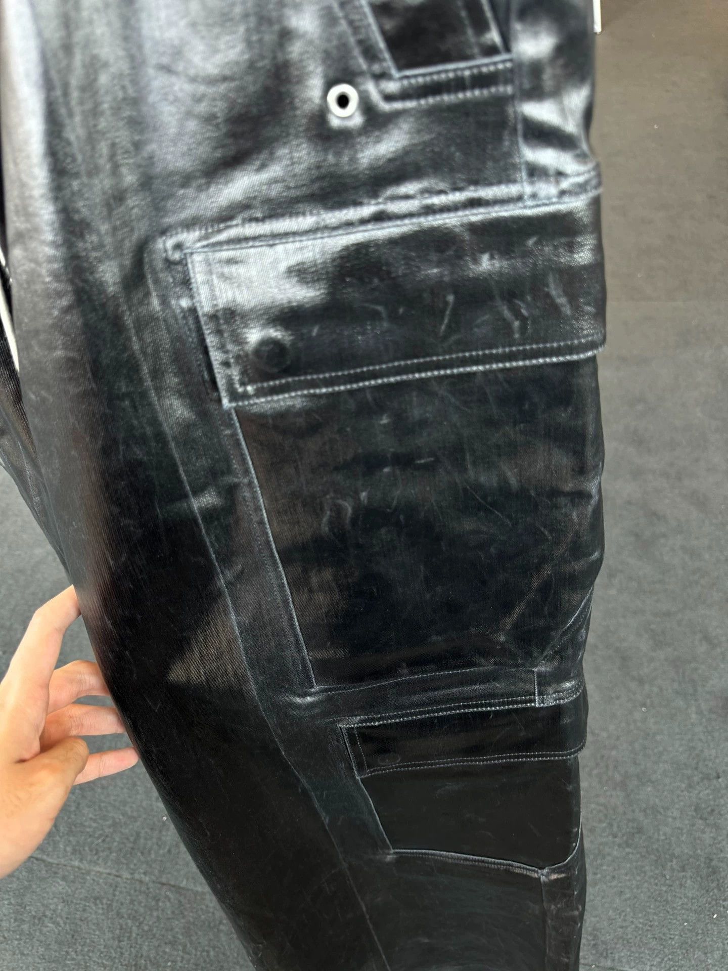 Rick Owens Rick Owens Metal coated zipper tooling pocket wide-leg pant Size US 32 / EU 48 - 3 Thumbnail