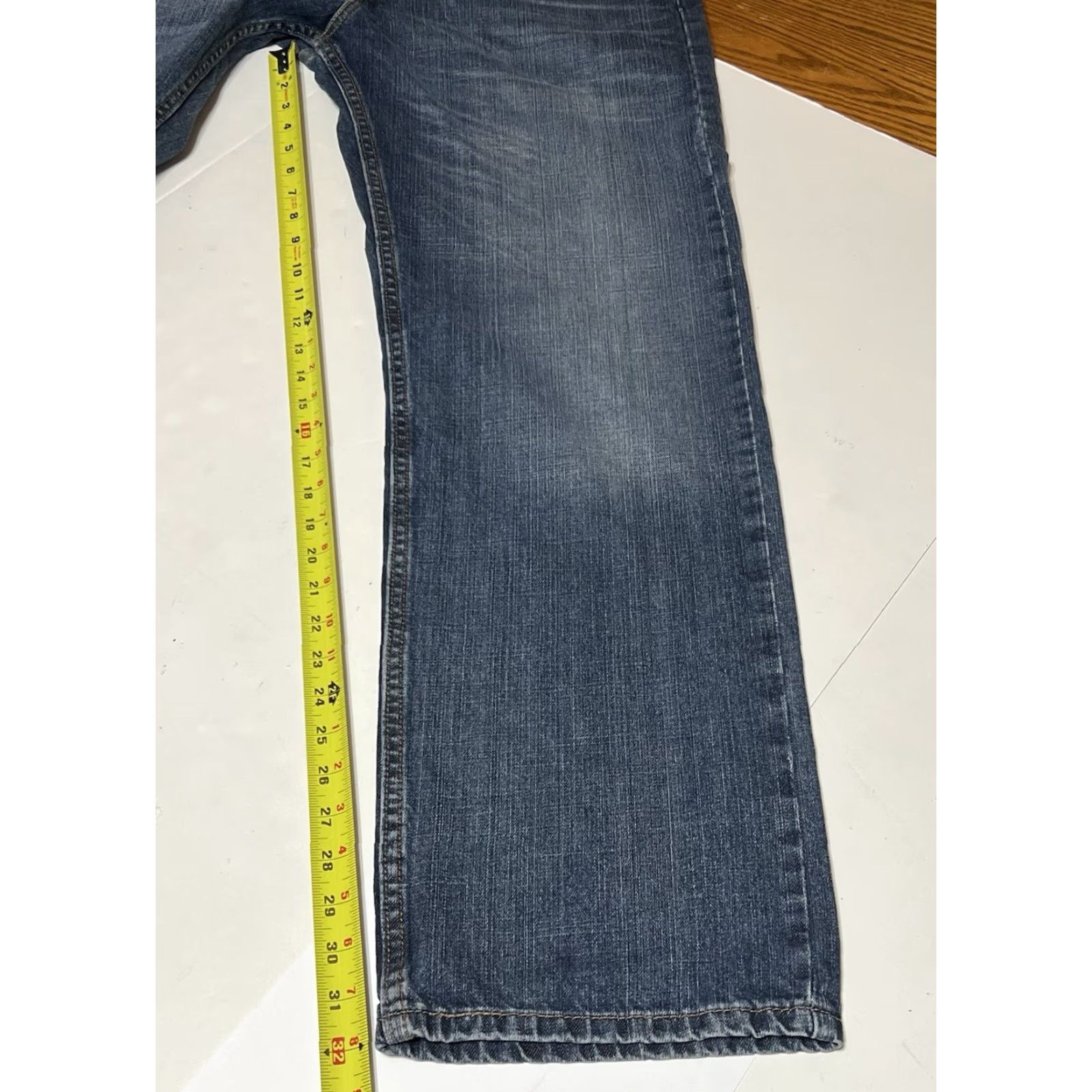 Levi's VINTAGE Levi's 569 Jeans Mens Regular 36x32 Blue Denim Straight Leg 90s 00s Y2K Size US 36 / EU 52 - 5 Thumbnail