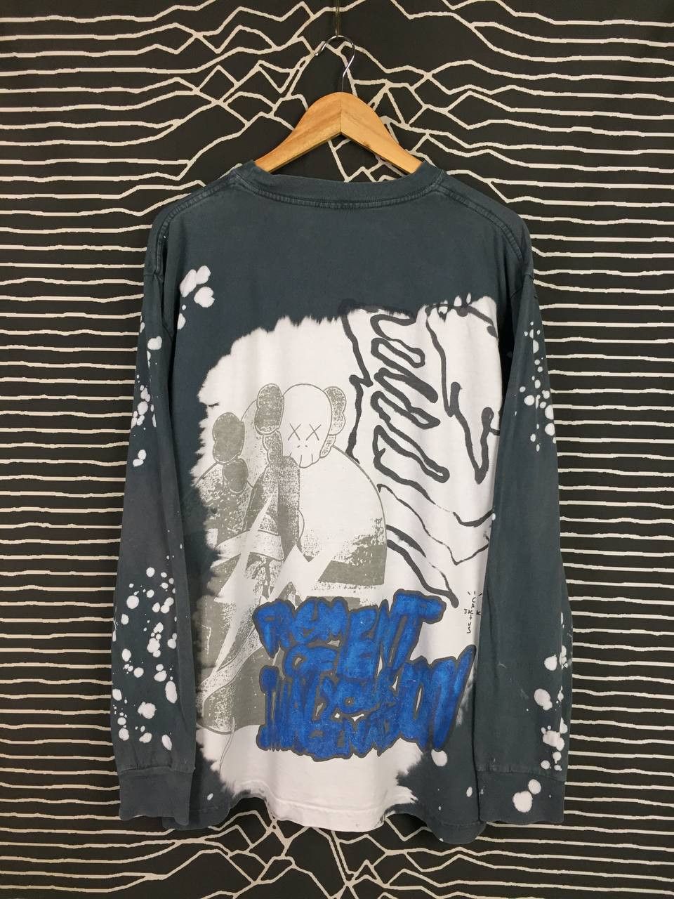 Fragment Design × Kaws × Travis Scott Travis Scott Cactus Jack x Fragment x Kaws Long Sleeve Tee Size US XL / EU 56 / 4 - 11 Thumbnail